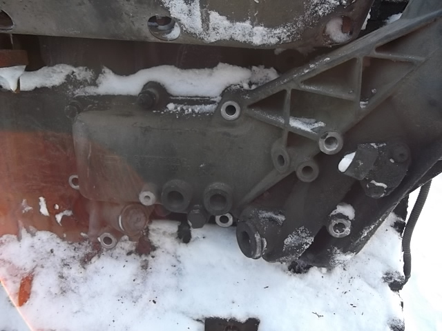 3599 теплообменник А4571801010 Mercedes Axore