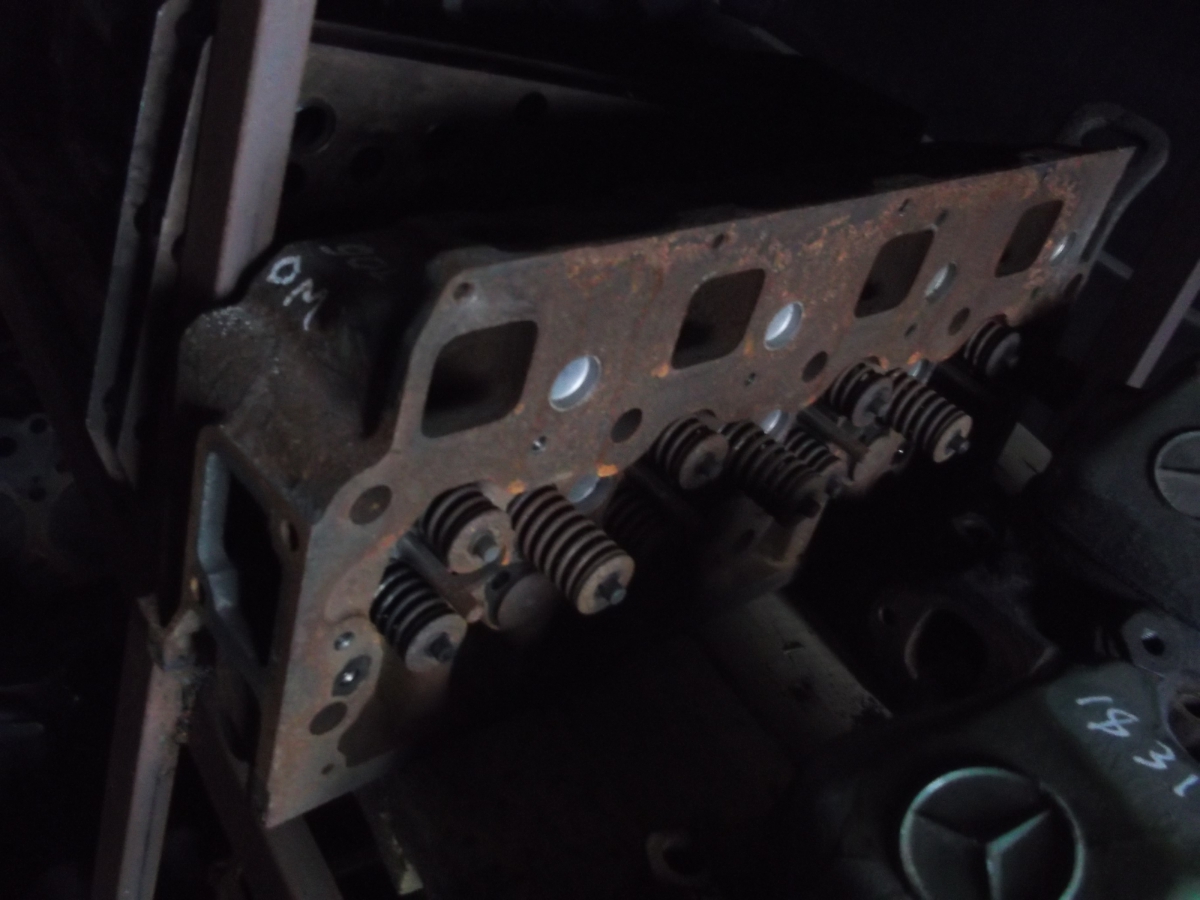 6639 ГБЦ (головка блока цилиндров) 9040109520 Mercedes OM904 Мерседес