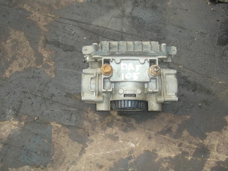 9303 25891 модулятор EBS задней оси 1607915 1935134 4801040030 DAF XF 105 даф