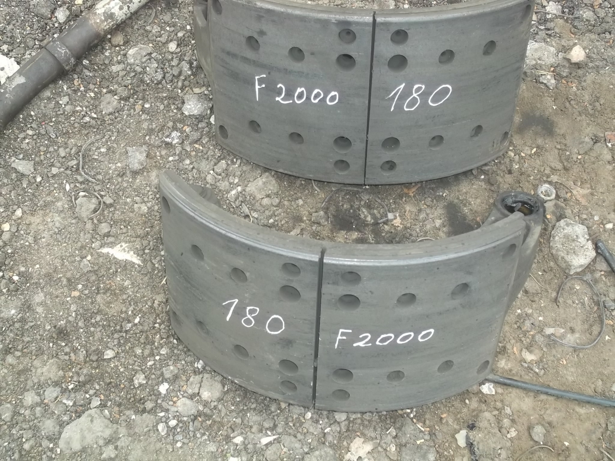 9206 колодка тормозная передняя барабанные тормоза 81502007227 MAN F2000