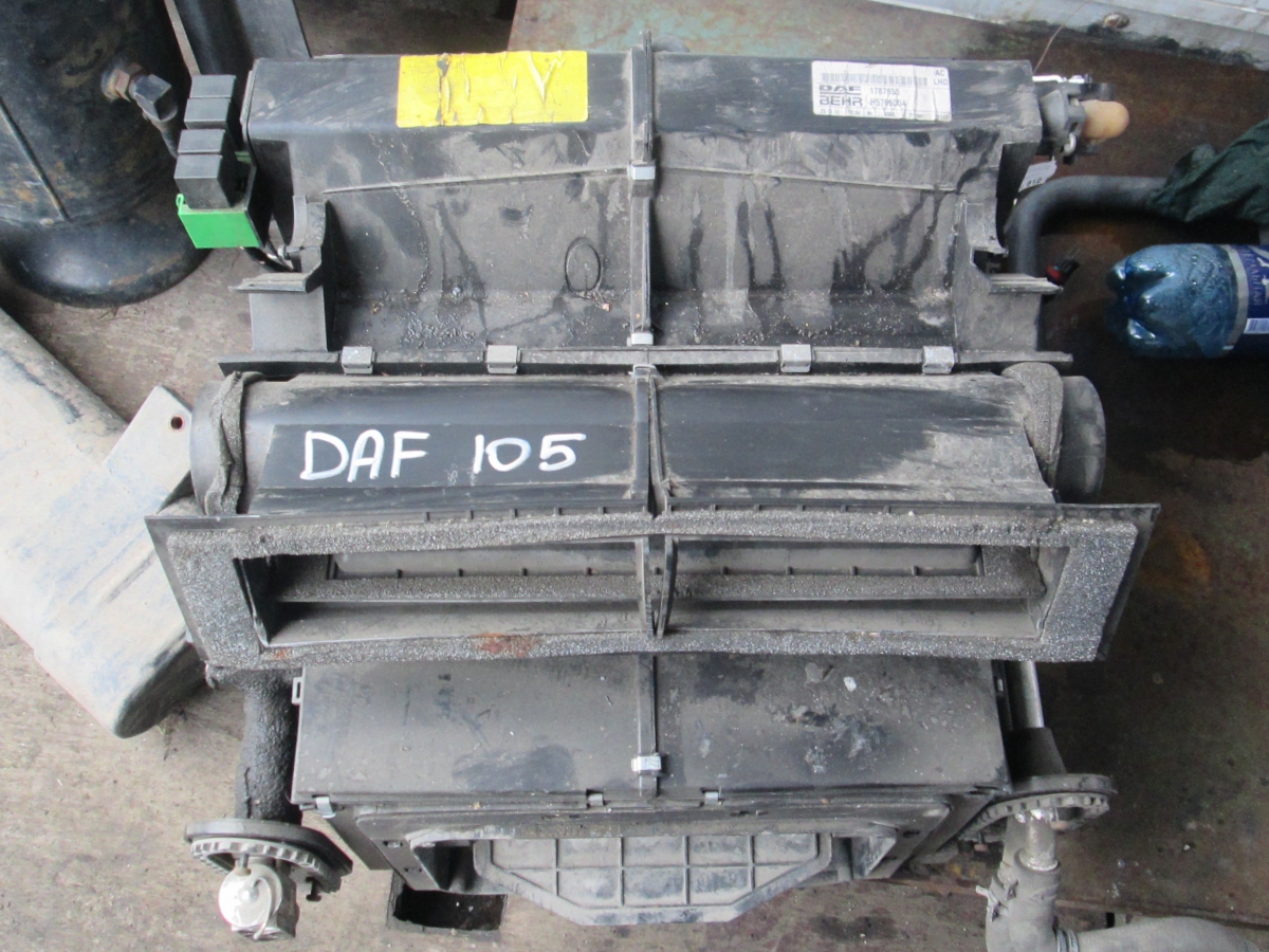 21005 корпус печки в сборе 1787855 DAF105XF