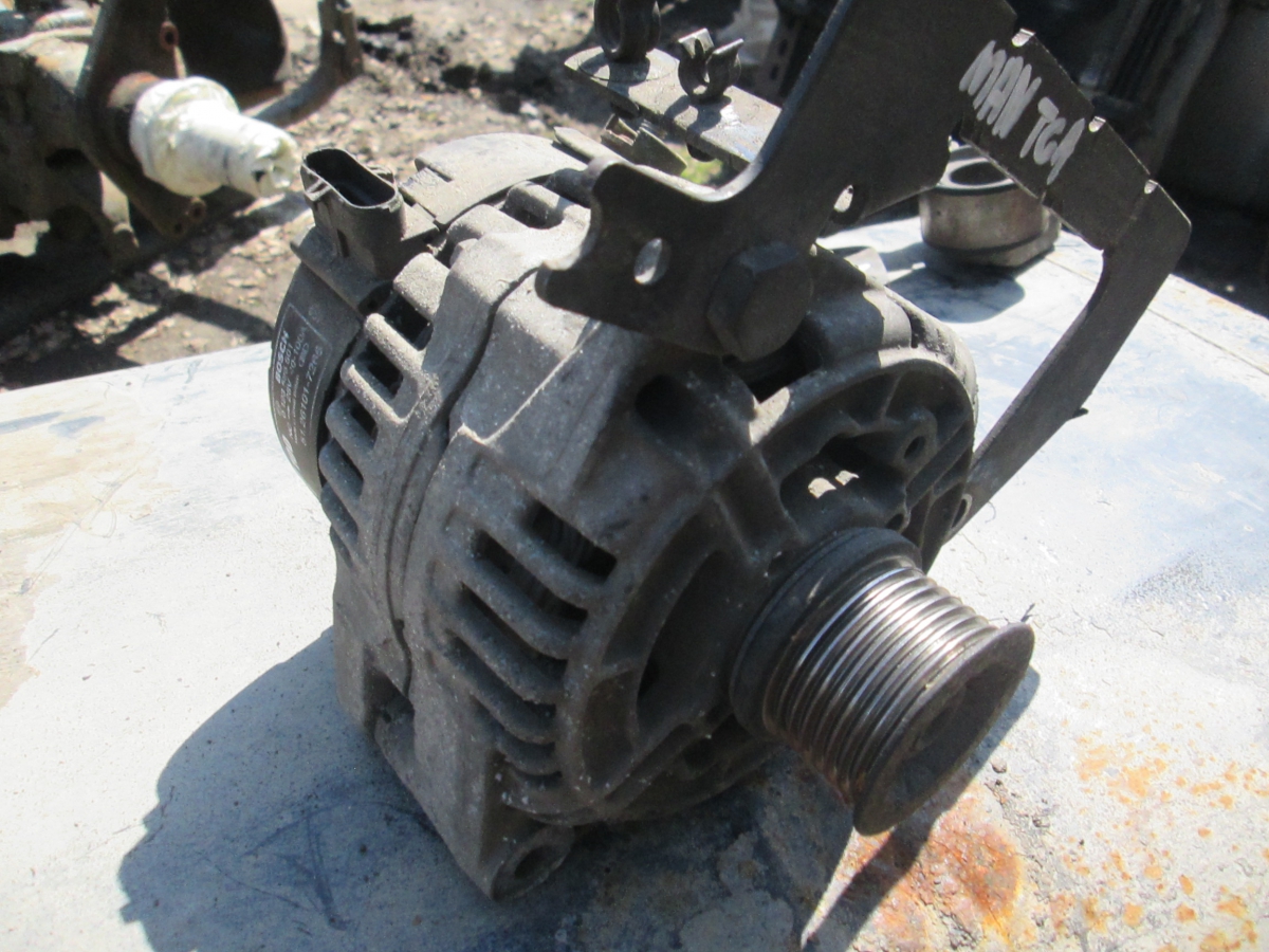 21370 генератор 0123525501 51261017247 51261017265 D2866LF28 MAN TGA