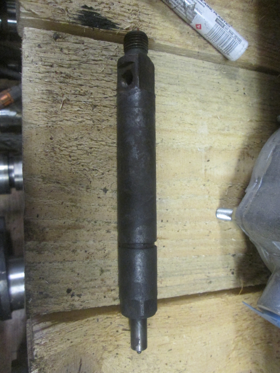 22274 форсунка топливная VOLVO F10 F12 0986430167 1545102