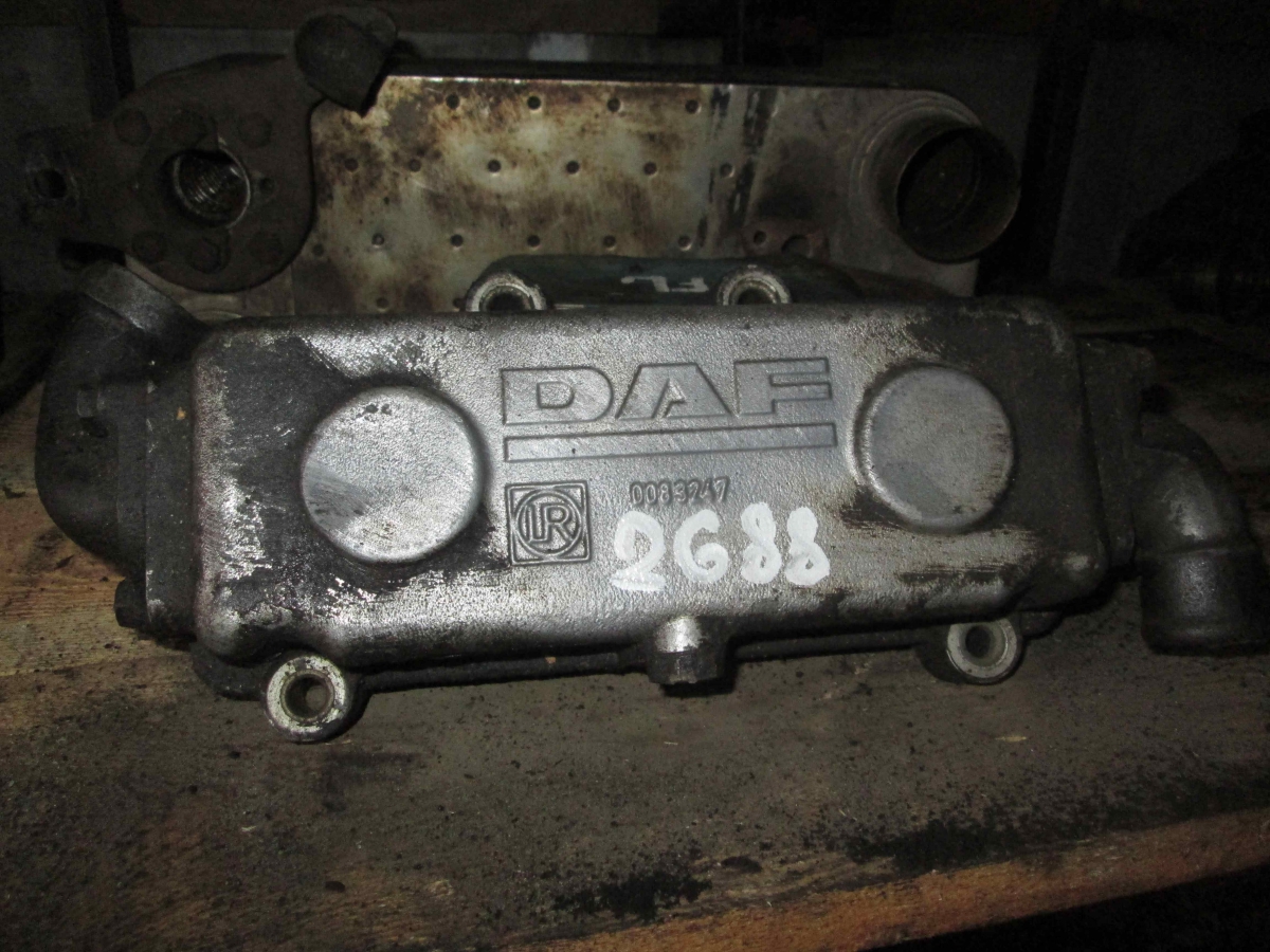 22688 теплообменник масляный 0083247 DAF