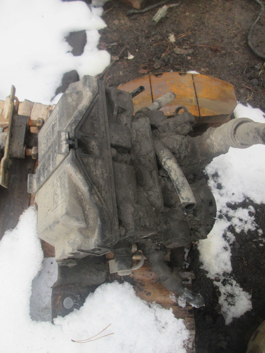 22237 25879 25889 5010457558 0486204021 кран EBS задний RENAULT MAGNUM AE440