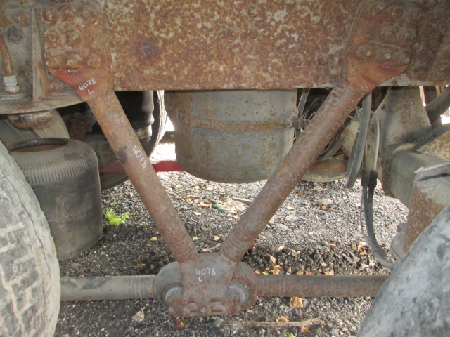 24078 1026246 1026245 505304 Кронштейн реактивной тяги ленивца Volvo F12