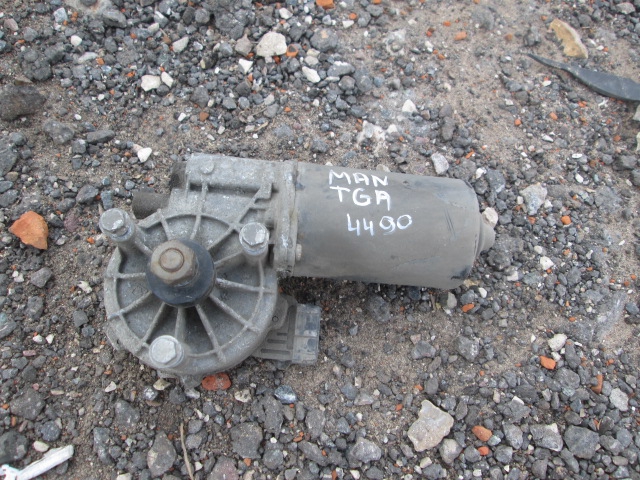 24490 81264016141 Моторчик стеклоочистителя MAN TGA Ман