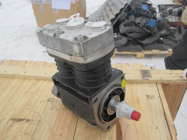 26303 Компрессор воздушный двухцилиндровый Knorr LP4818 5000684744 SEB00820X00 RENAULT рено