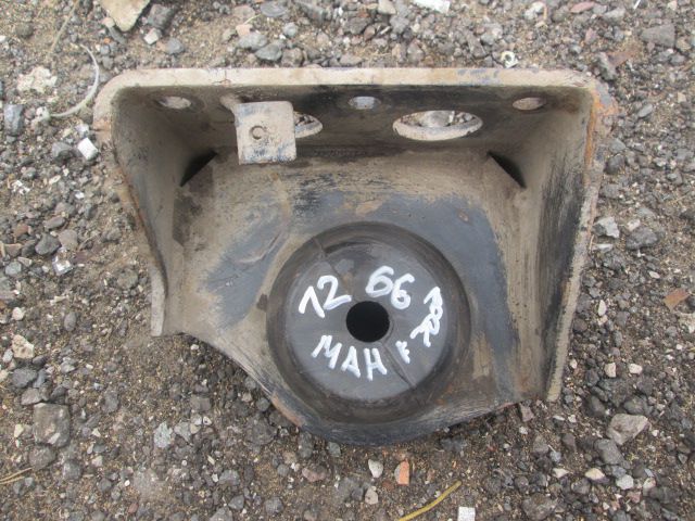 27266 Подушка двигателя задняя левая 81415066349 81960200373 66349 MAN F2000 TGA D2866LF28