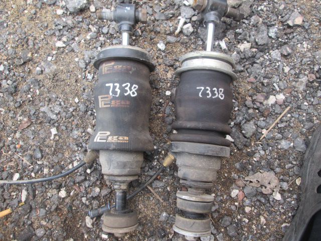 27338 Амортизатор кабины передний пневмо 81417226051 17000302 MAN F2000 TGA D2866LF28