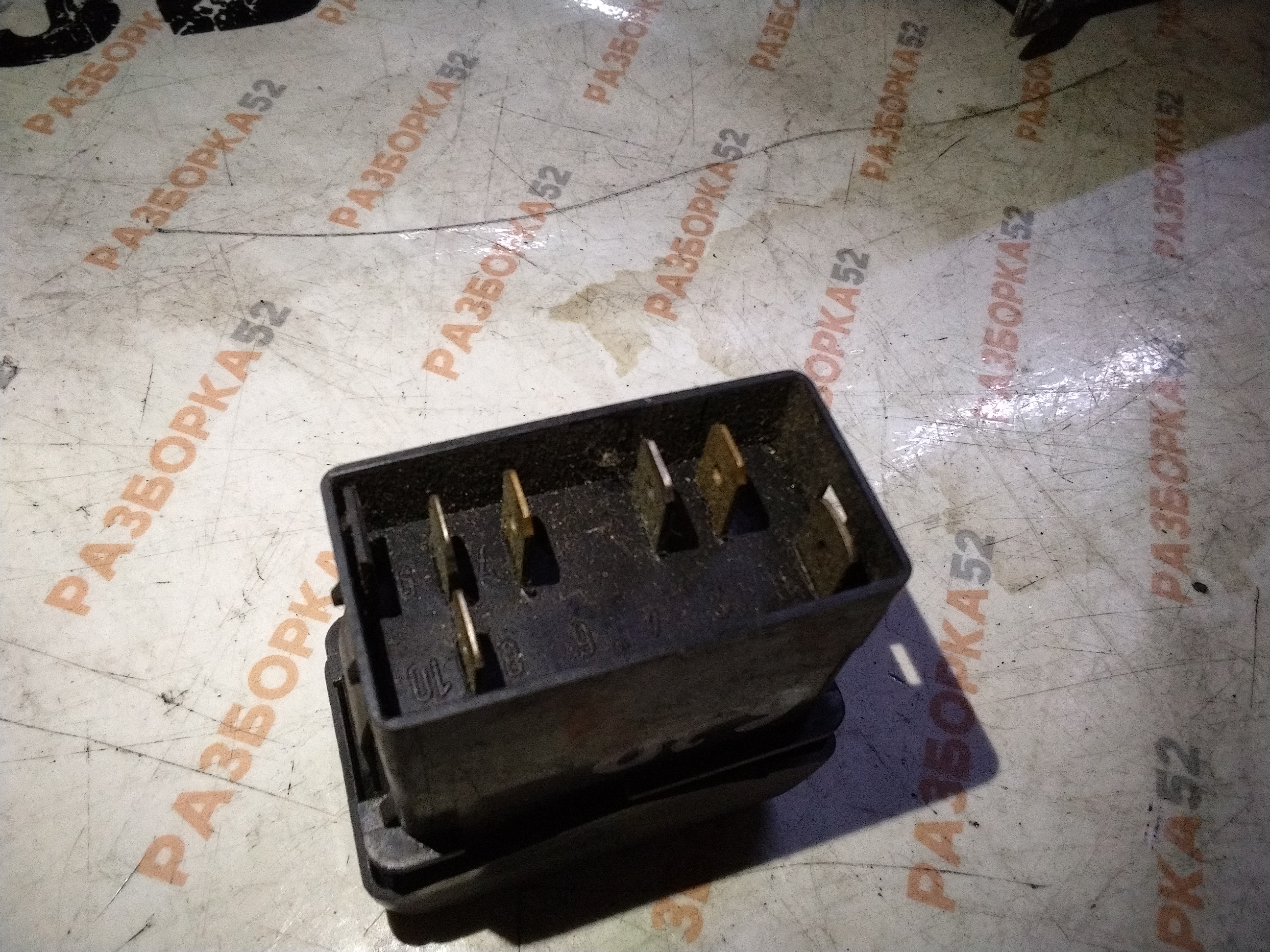 Кнопка многофункциональная Ивеко IVECO 41223512