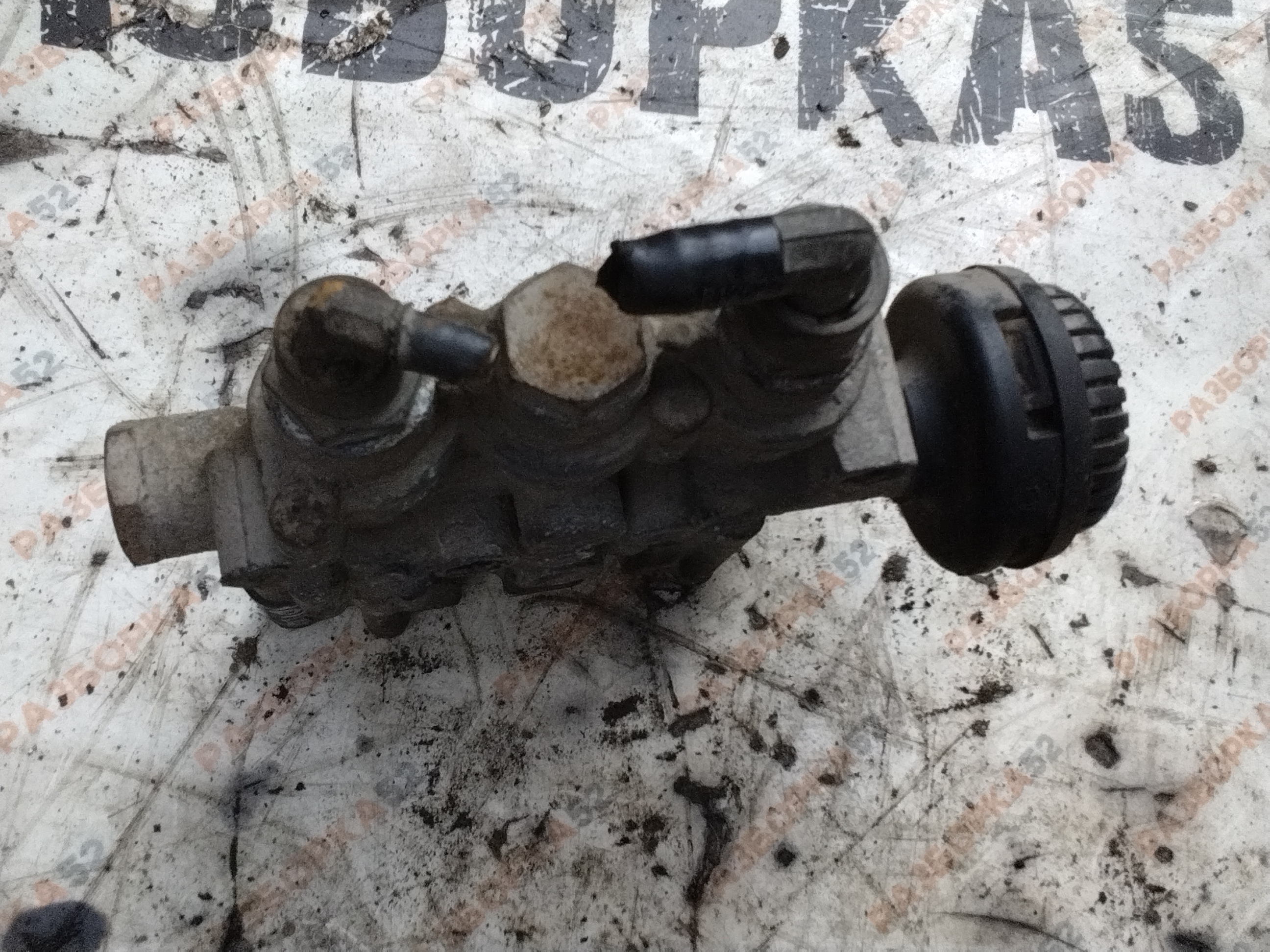 Кран уровня пола главный ECAS Рено Премиум Renault Premium 4729000530 DCI420