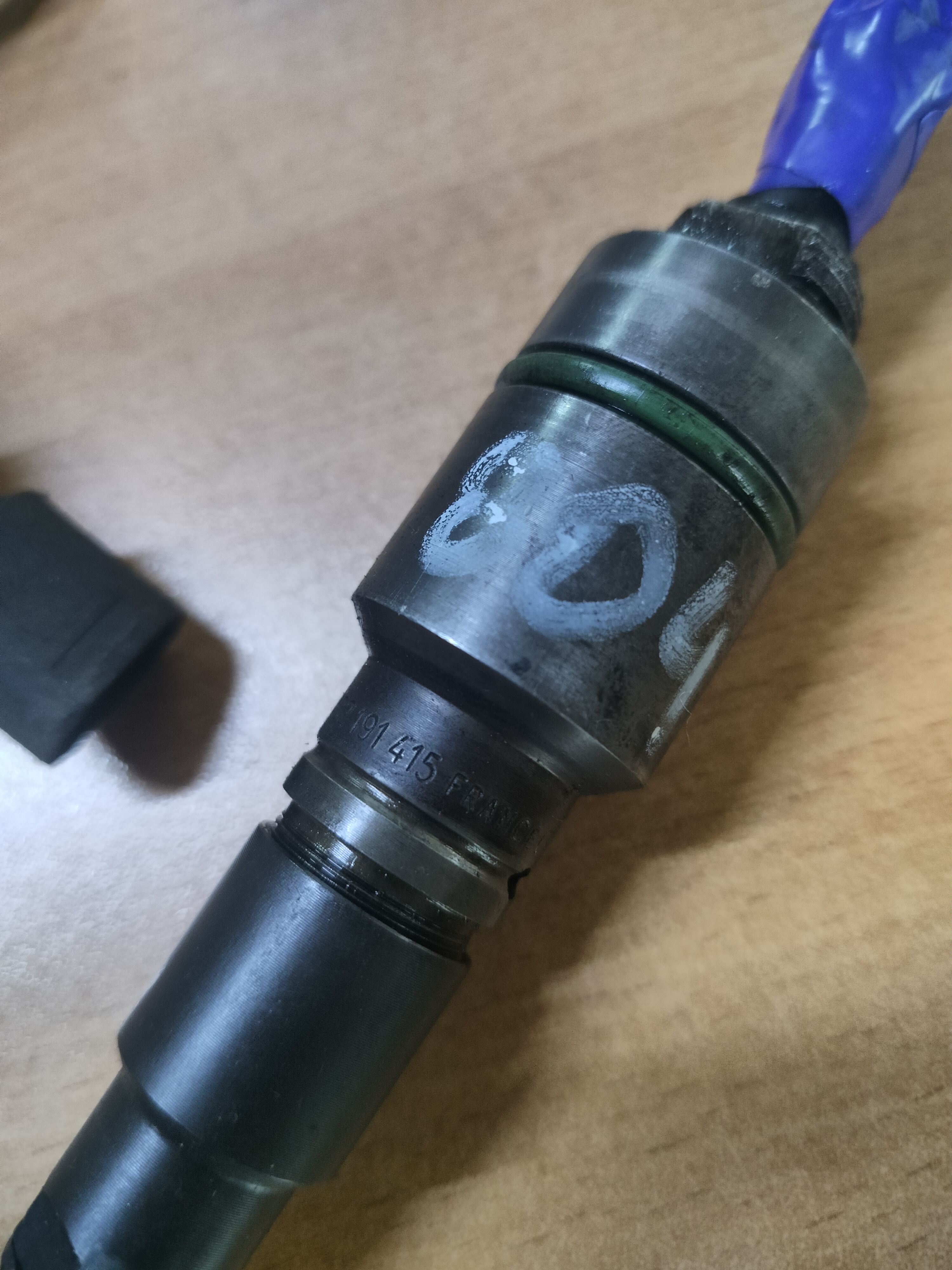 Форсунка первая топливная с проводком с сенсором движения иглы MAN F2000 D2866 0432191415 51101007422 51101006038