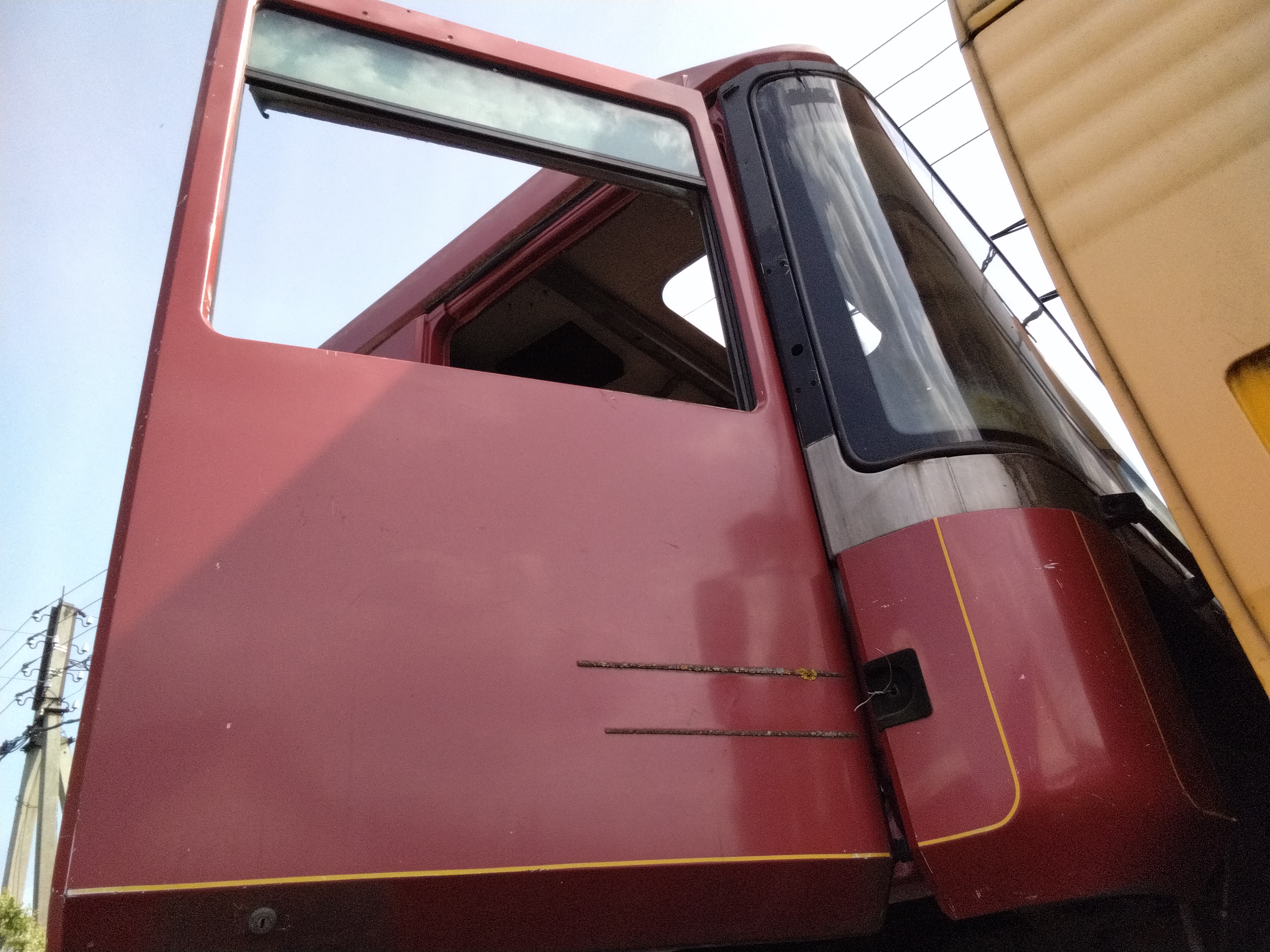 Каркас кабины Renault Magnum AE430