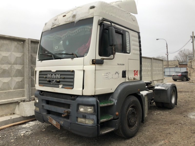 Разбираем man tga 2007 года D2066 LF 2007