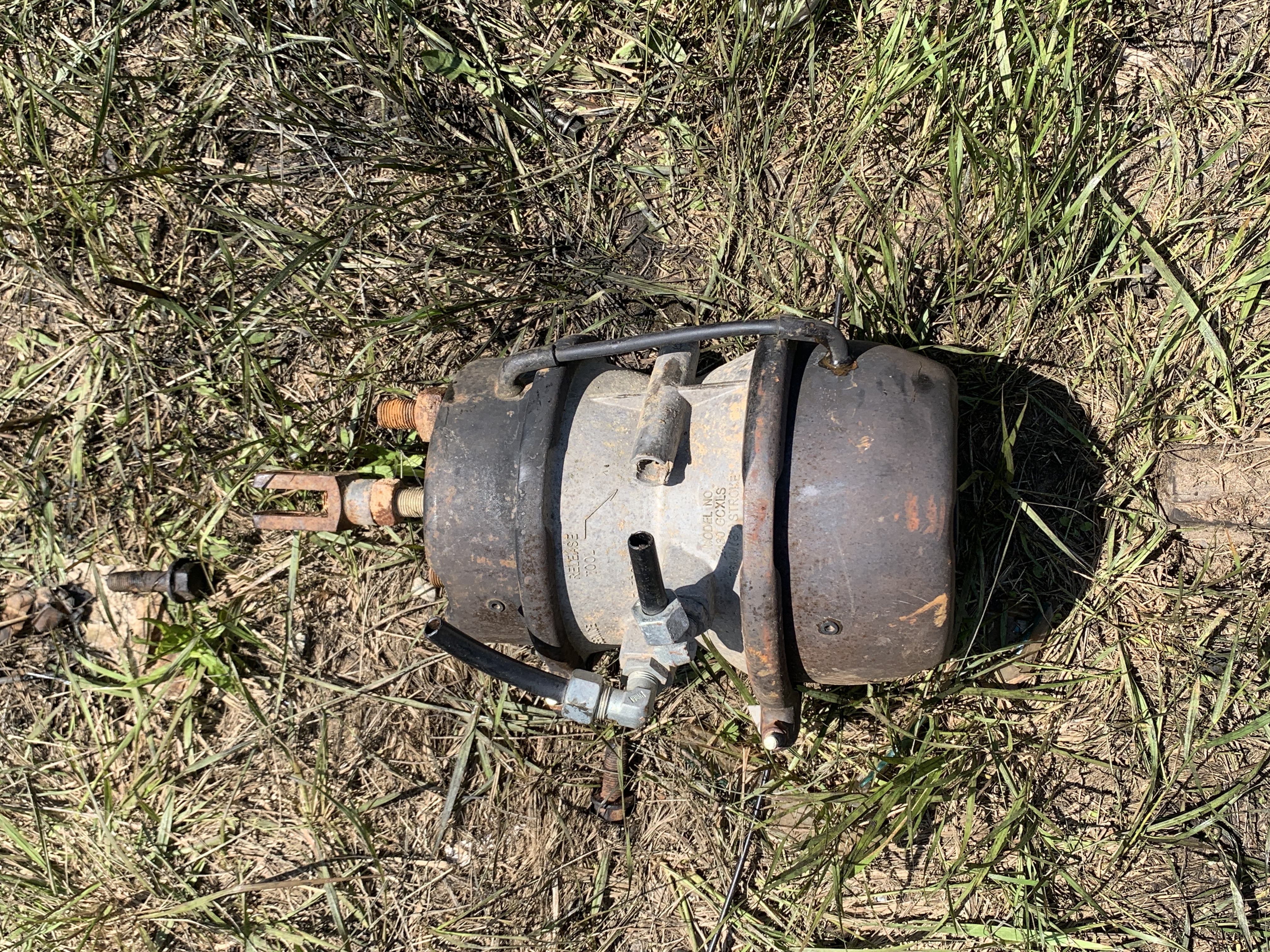Энергач правый мерседес Актрос 8X4 0174203918 0194207618