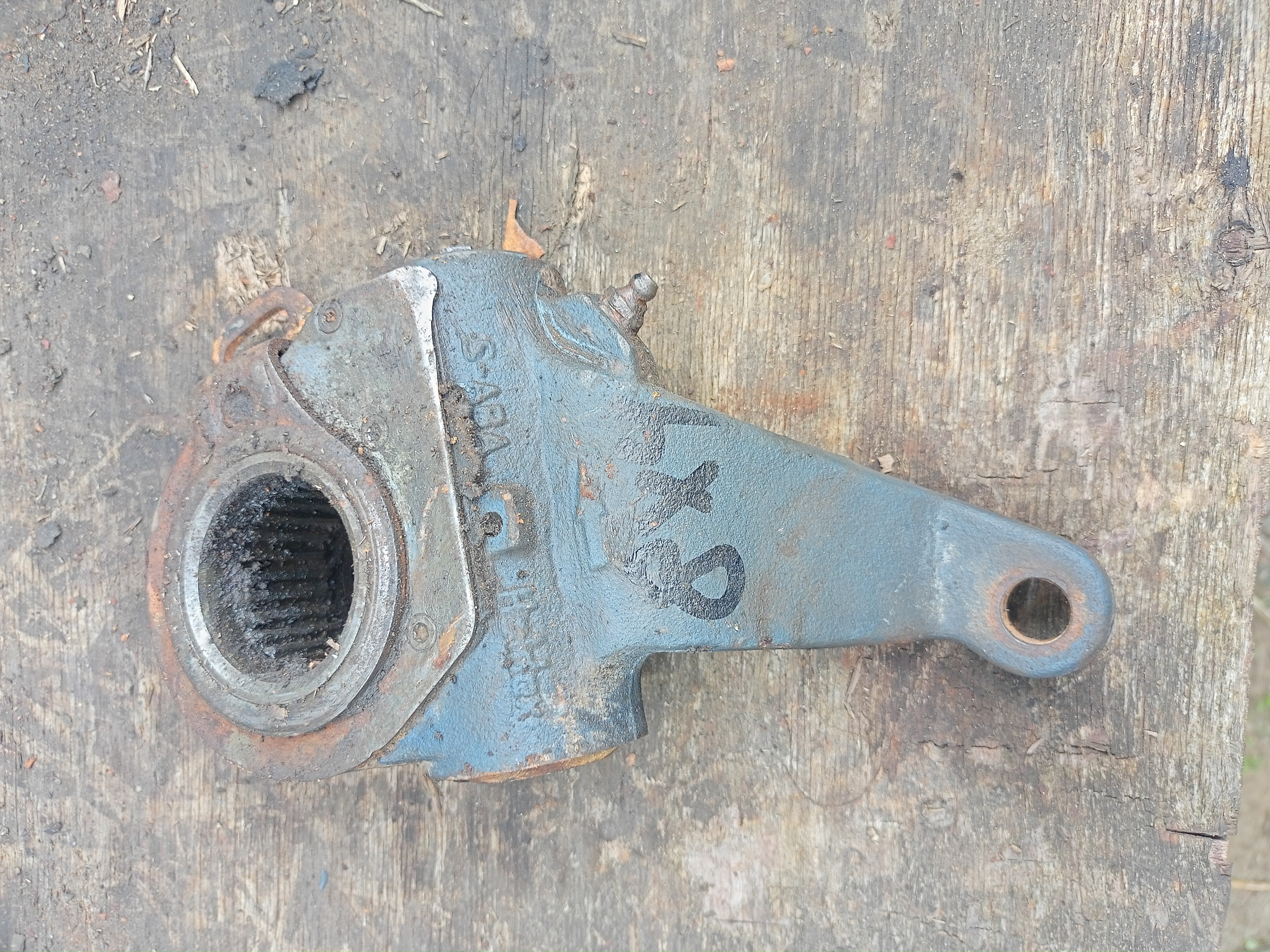 трещётка тормозная мерседес 8X4 самосвал 9454200038