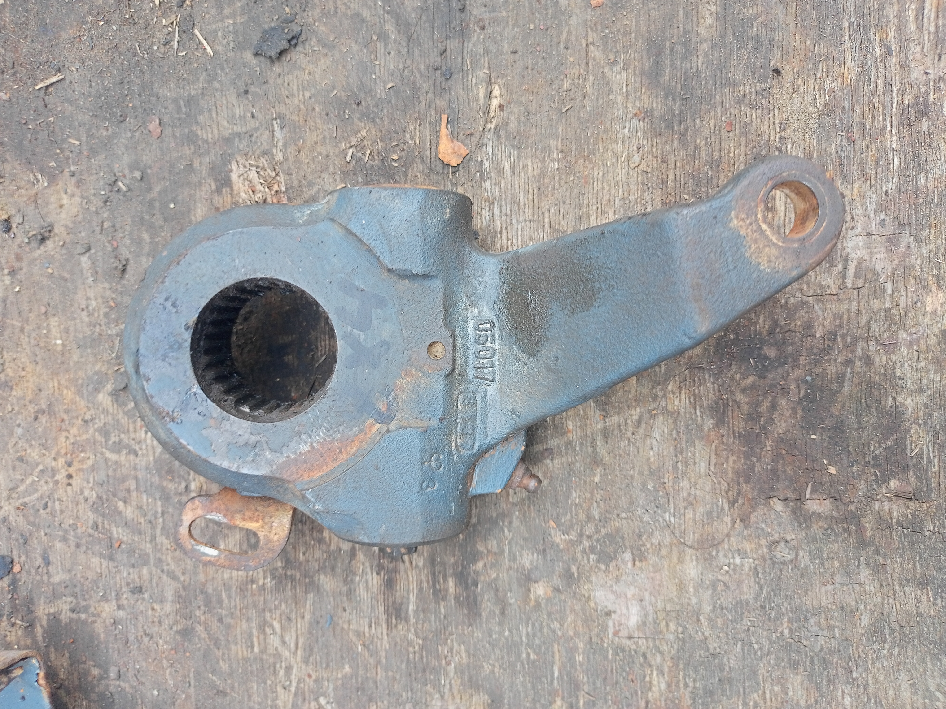 трещётка тормозная мерседес 8X4 самосвал 9454200038