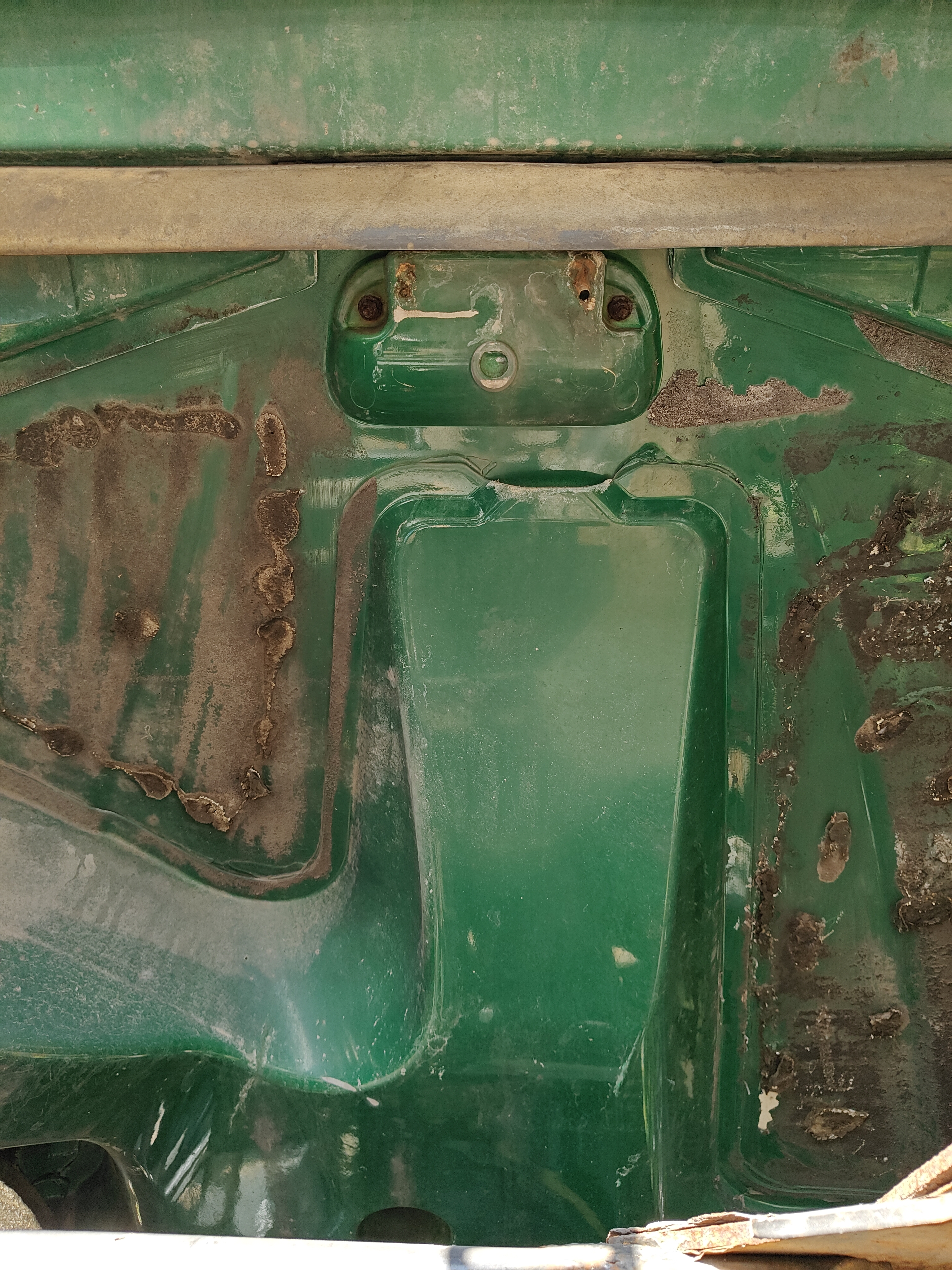 Капот в сборе Фредлайнер Columbia CATERPILLAR 15 CAT 15 C15MBN