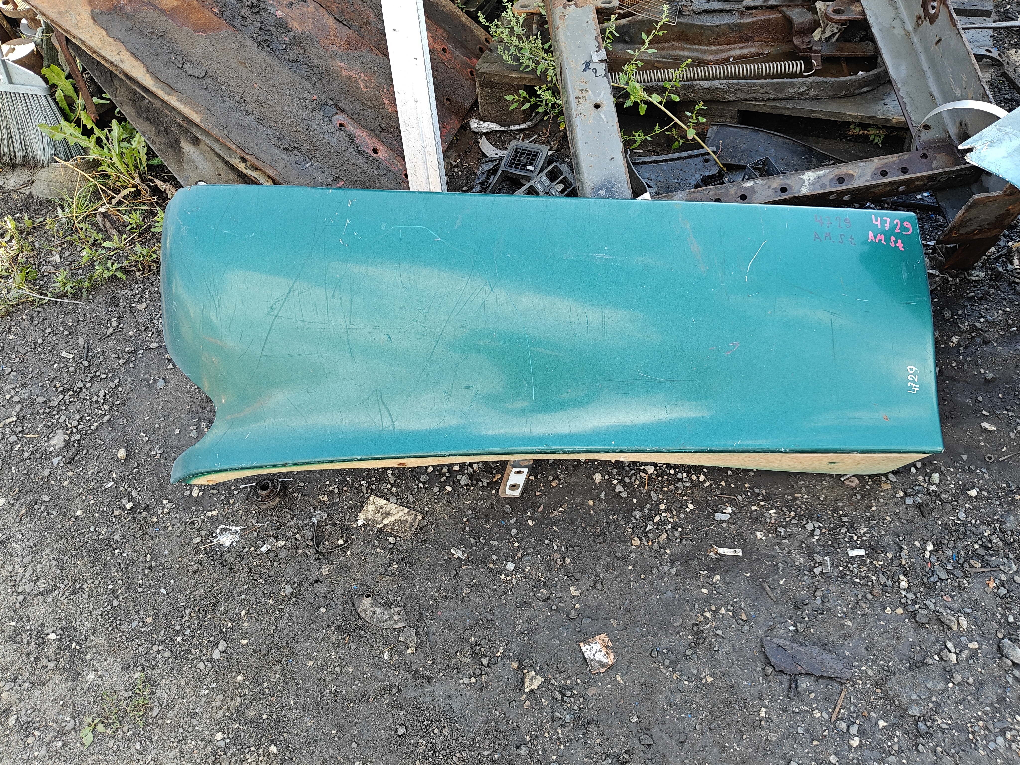 24729 Спойлер кабины Sterling Стерлинг