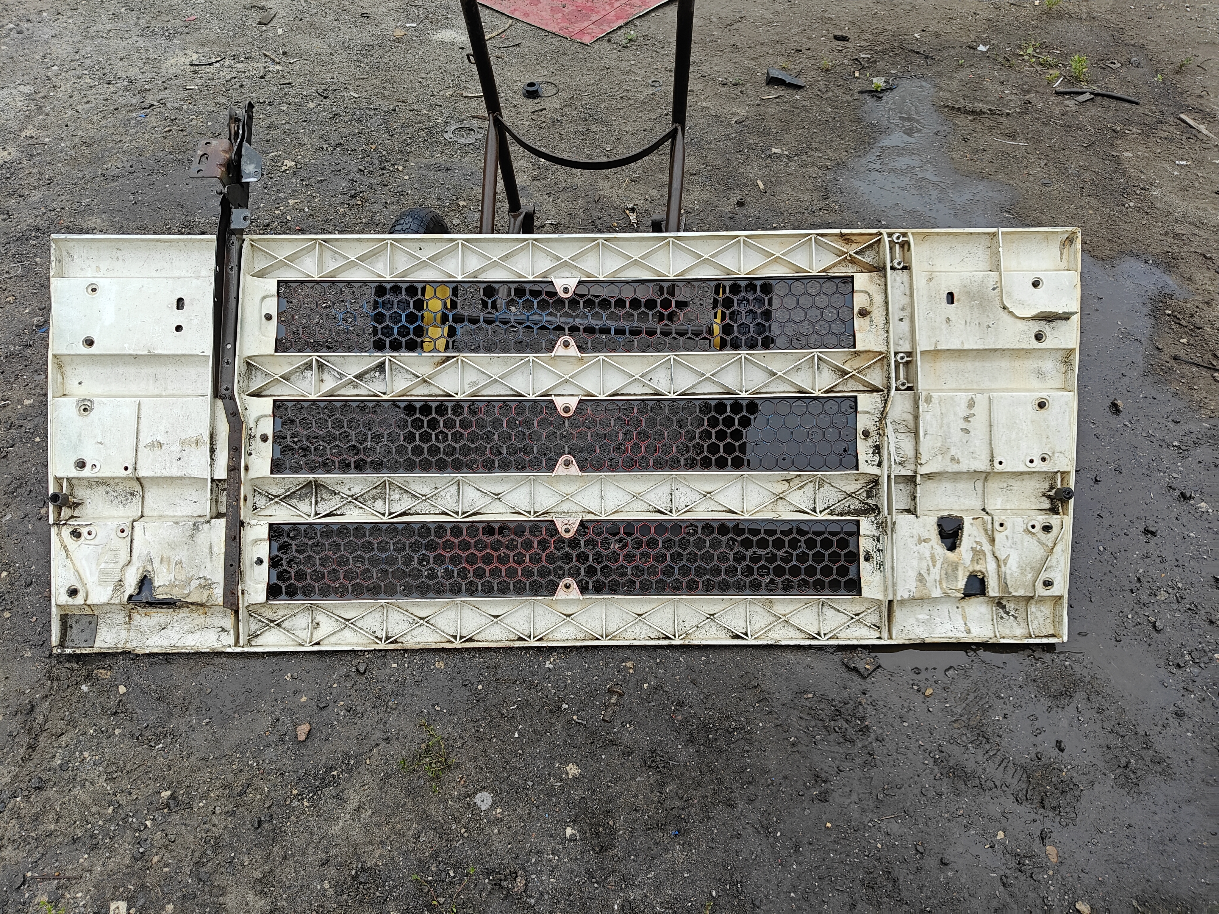 30289 капот scania 4-series скания 4 1397570