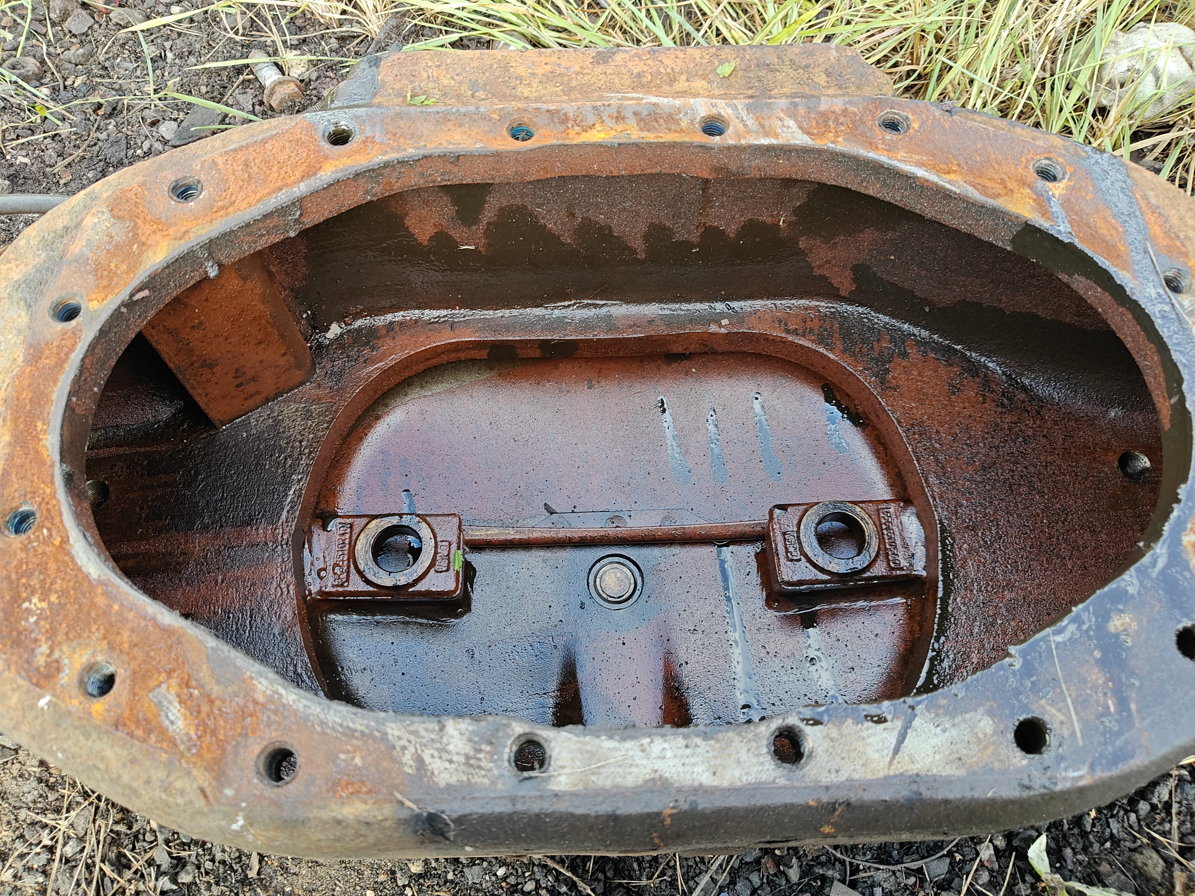 27459 Mercedes 2219L 6x2 385.528 чулок заднего моста под бортовые HL7 3873501120