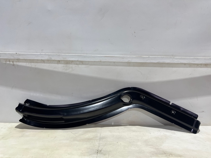 Арка порога кабины Mercedes-Benz Atego левая