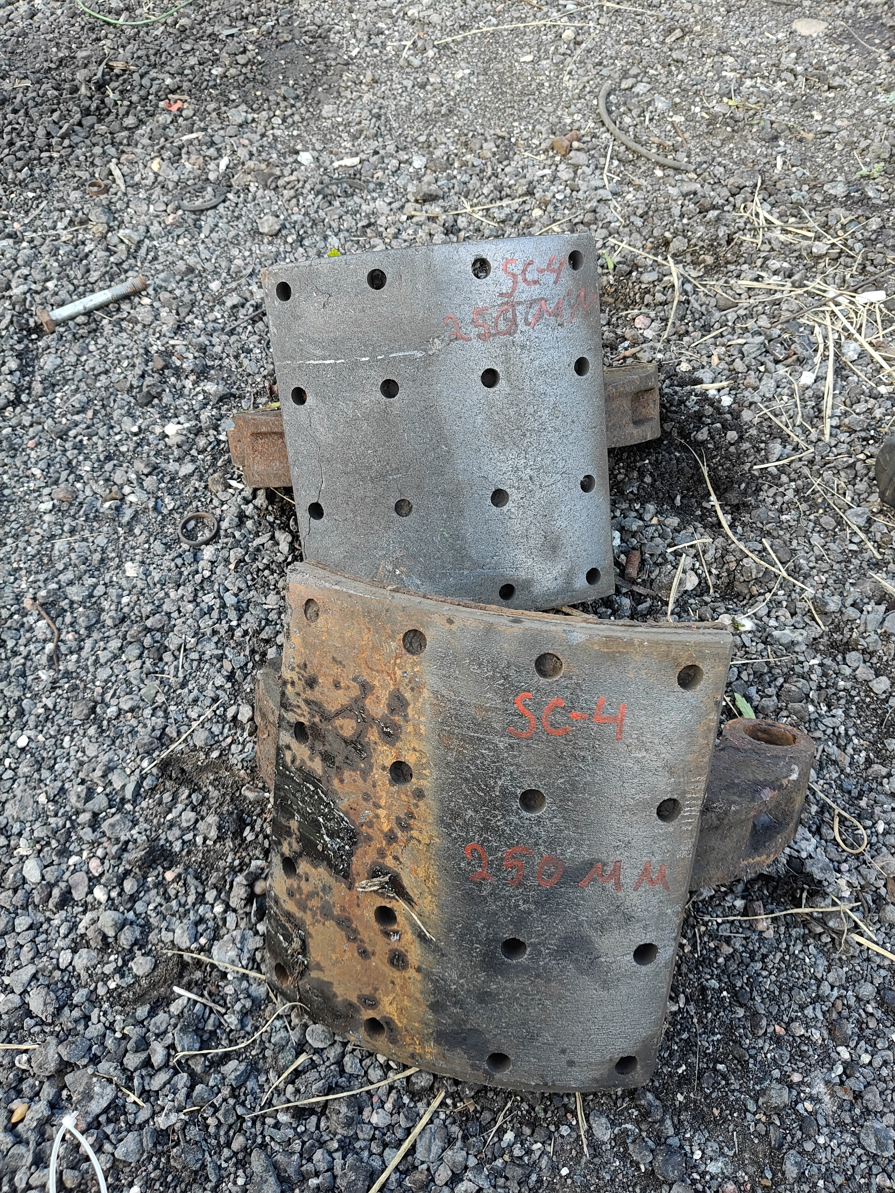 22710 1104545 245875 колодка тормозная задняя 250 мм SCANIA 113 114 скания