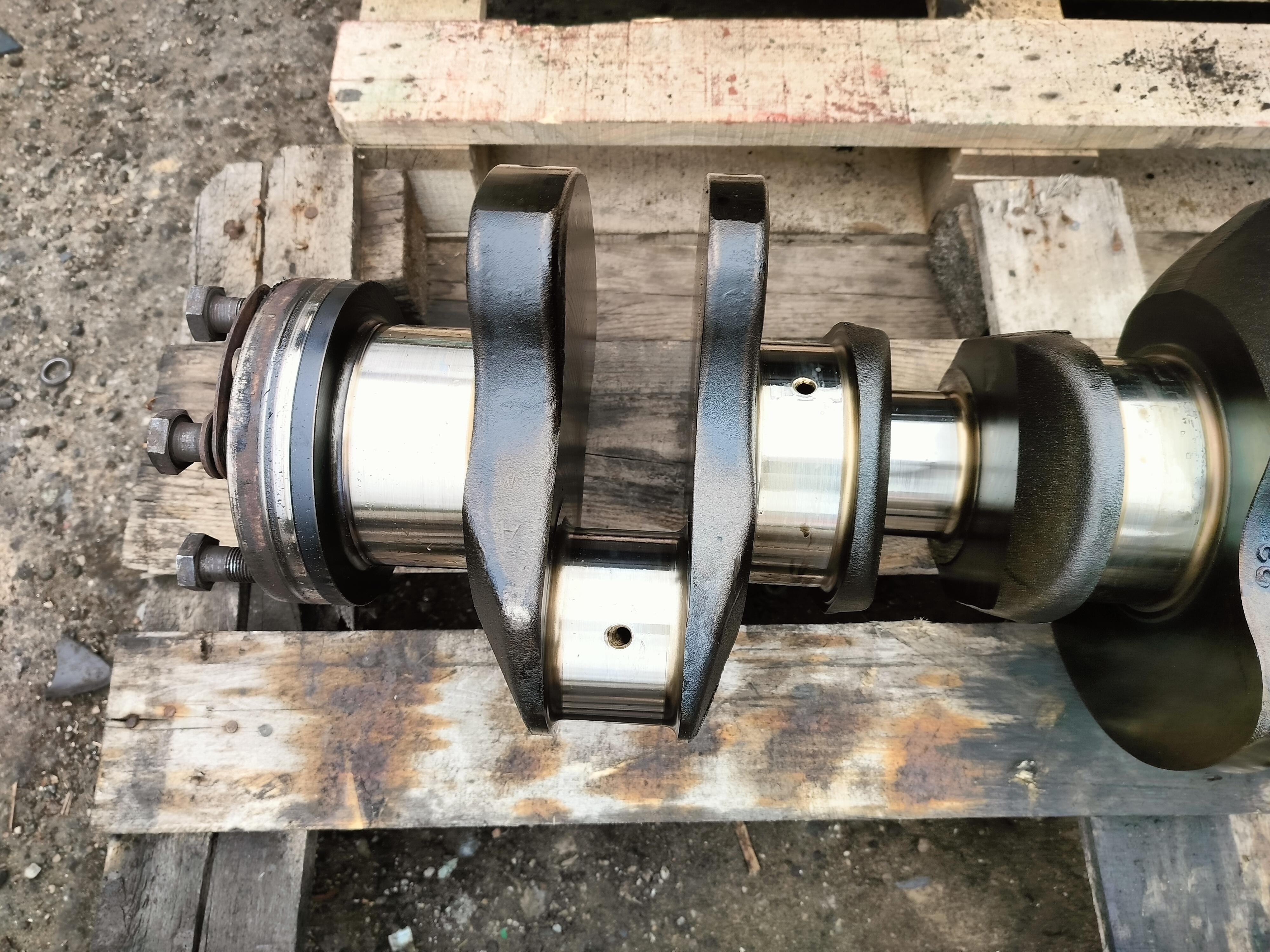 Коленвал Рено Магнум MACK430 Renault Magnum МАК430 5001834854 5140M28061 670GB245