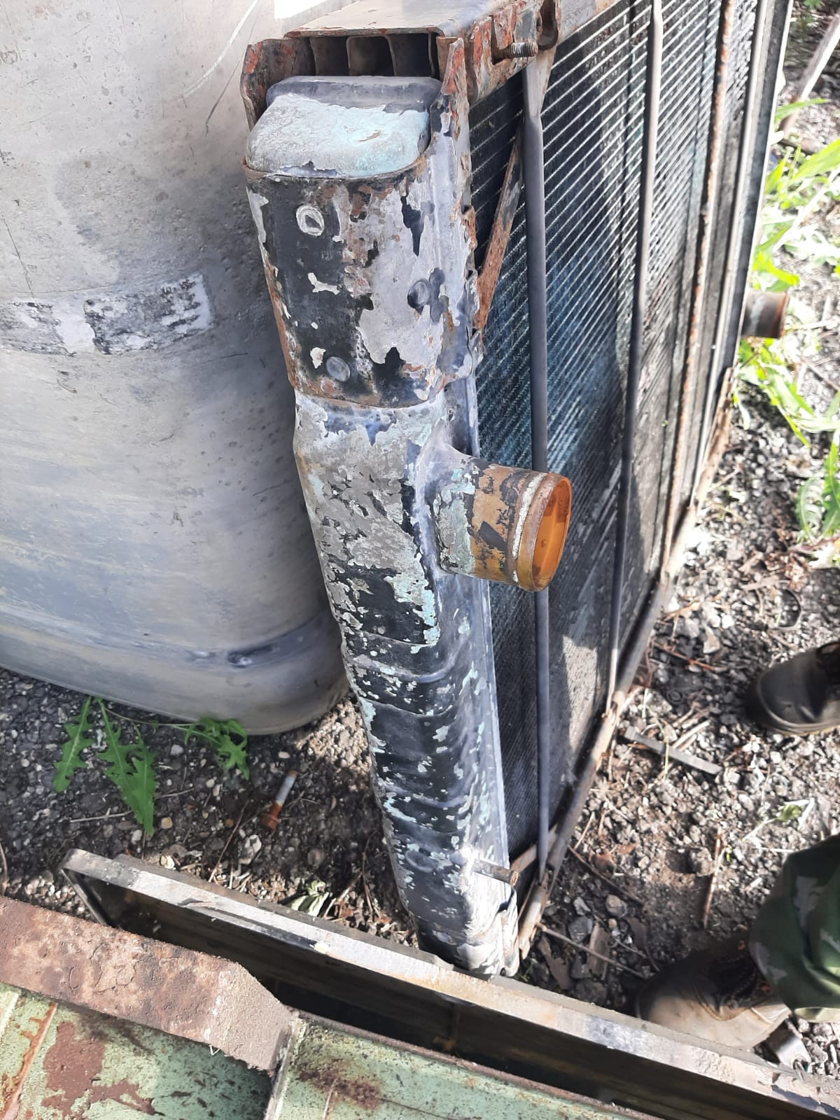 Радиатор рено магнум 430 390 470 Renault Magnum