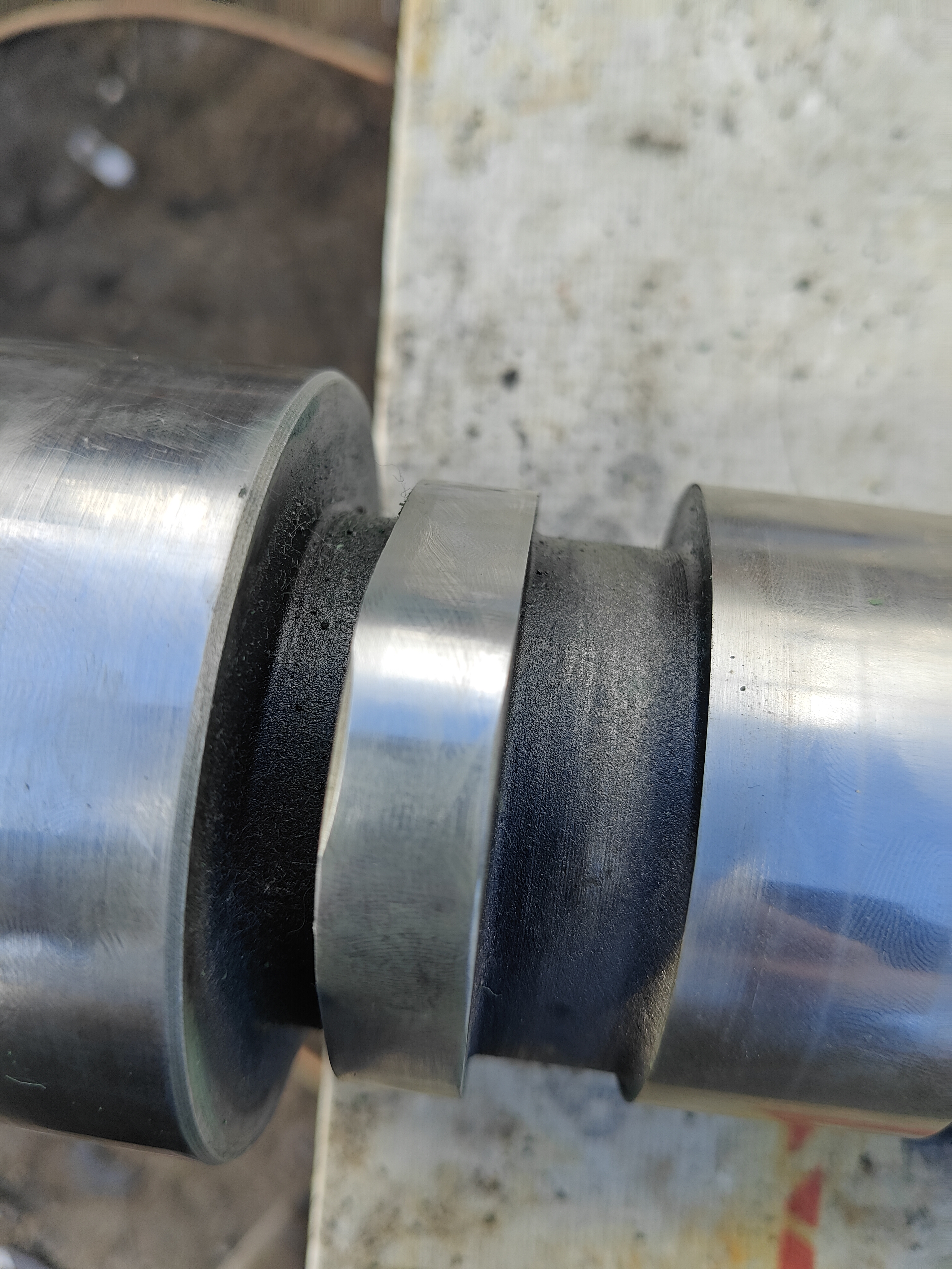 Распредвал Ивеко Iveco Stralis cursor 10 Евро 3 504221496 504004779