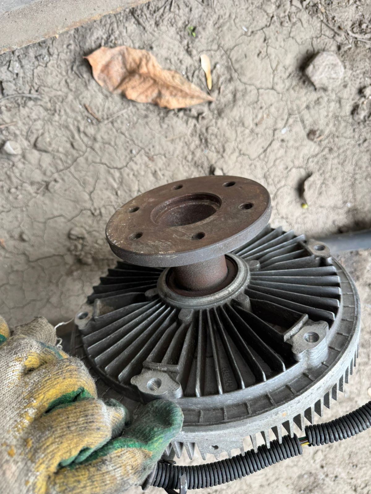 Вискомуфта электрическая привода вентилятора 5010315928 5010315927 5010315925 рено Магнум Renault Magnum MACK 440 400 480