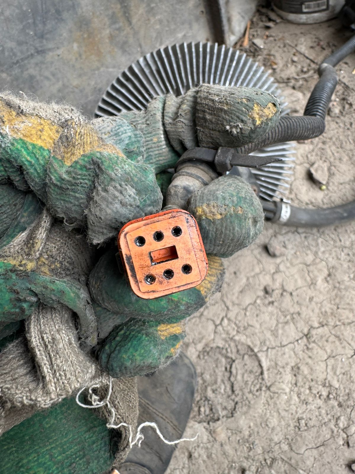 Вискомуфта электрическая привода вентилятора 5010315928 5010315927 5010315925 рено Магнум Renault Magnum MACK 440 400 480