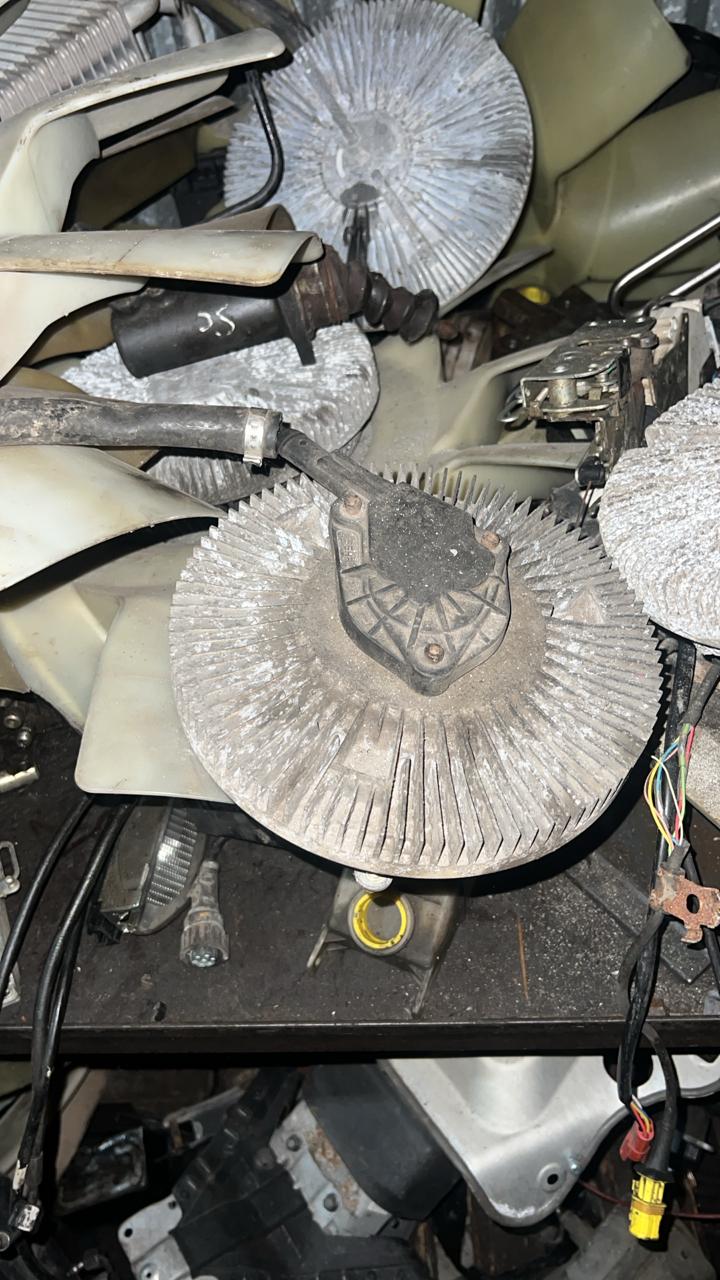 Вискомуфта электрическая привода вентилятора 5010315551 5010315419 рено Магнум Renault Magnum MACK 440 400 480