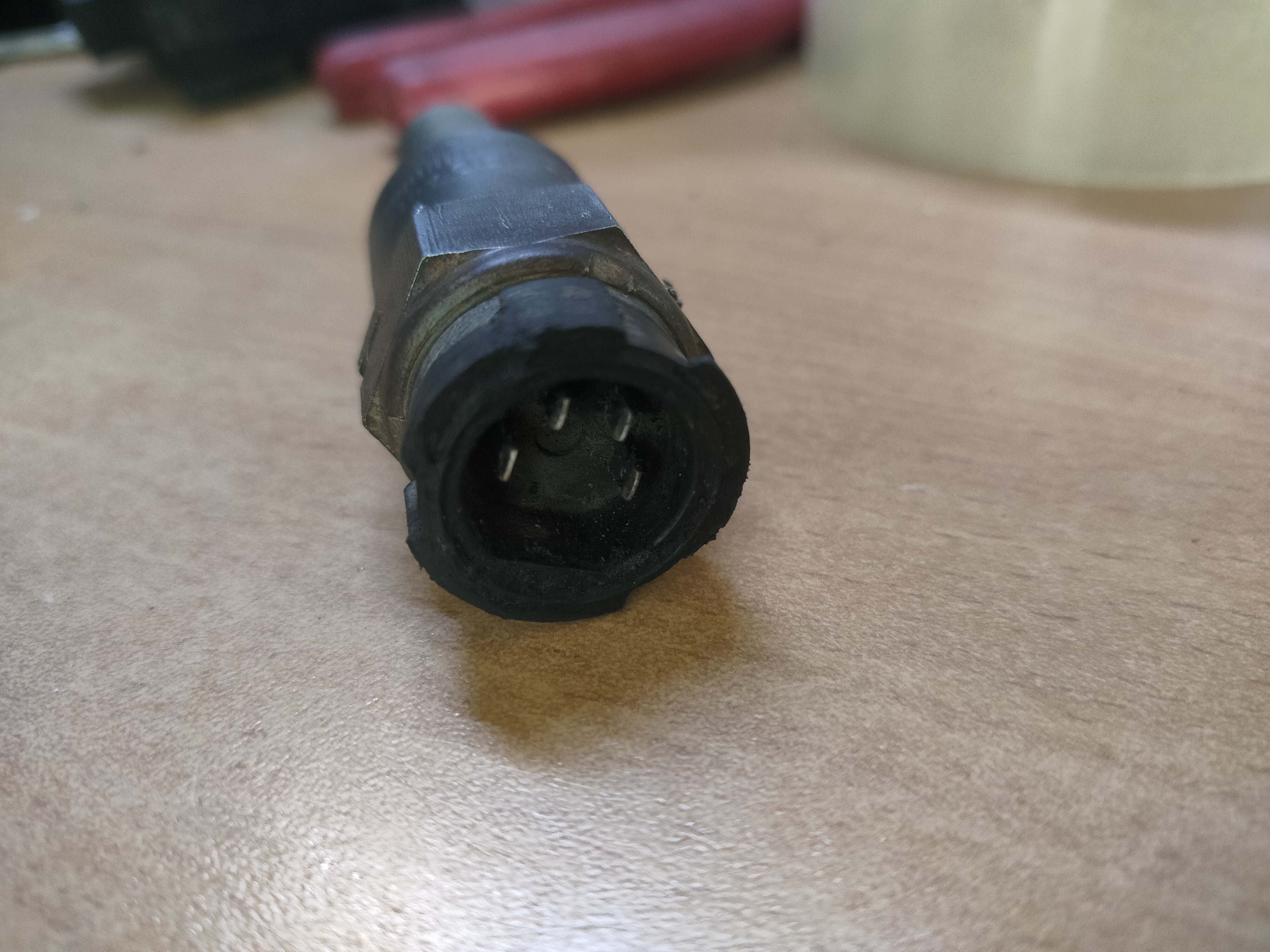 Датчик скорости Скания 4 35 мм 1853436 215950004502