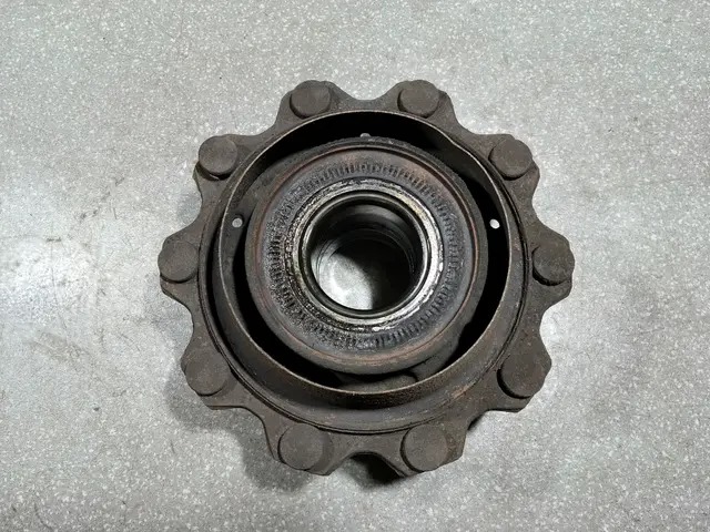 2290531 ступица задняя барабанные тормоза, подшипник моноблок(2277946) Scania 5-6 серии