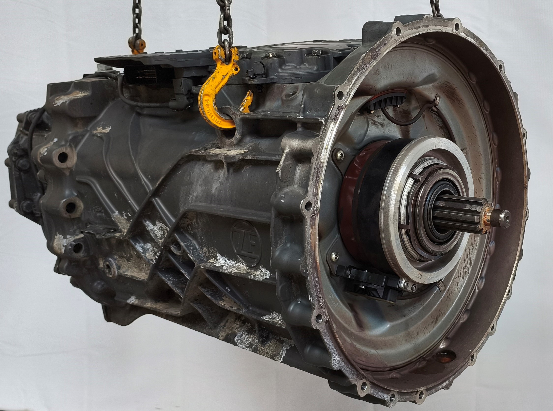 12TX2210 кпп ZF Traxon 1372001057 DAF 106