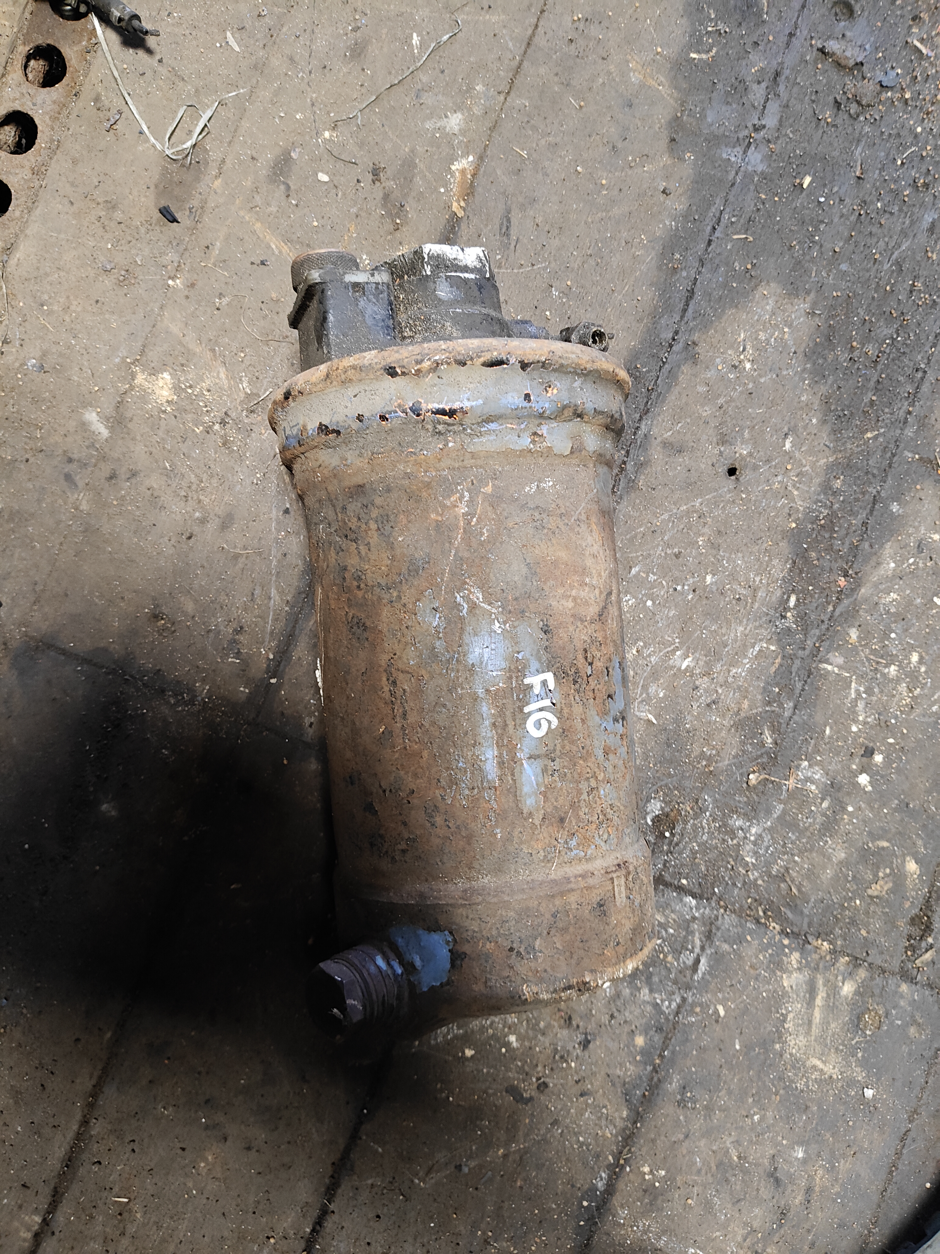 Осушитель ф16 F16 VOLVO