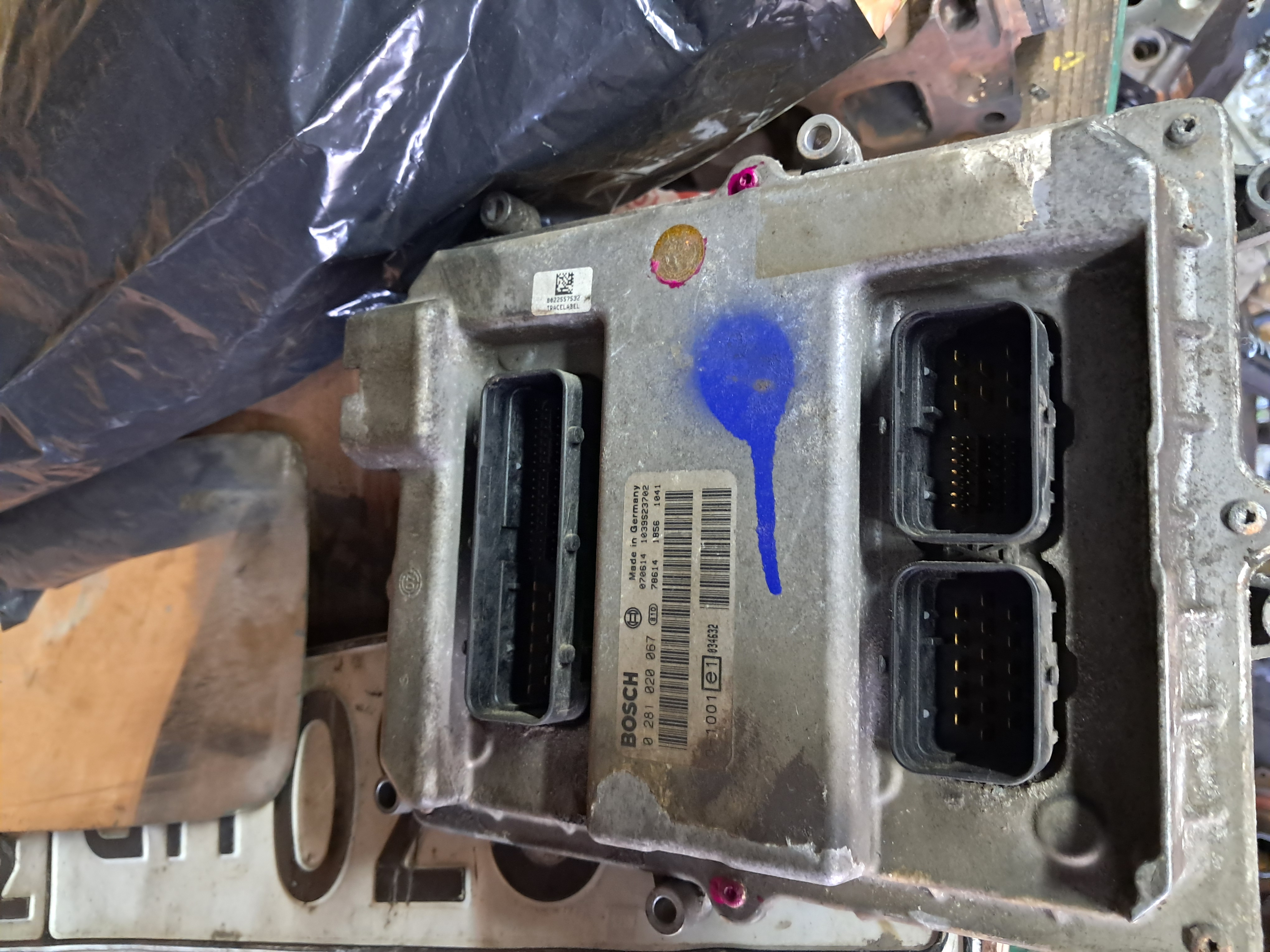 Блок управления двигателем man TGA