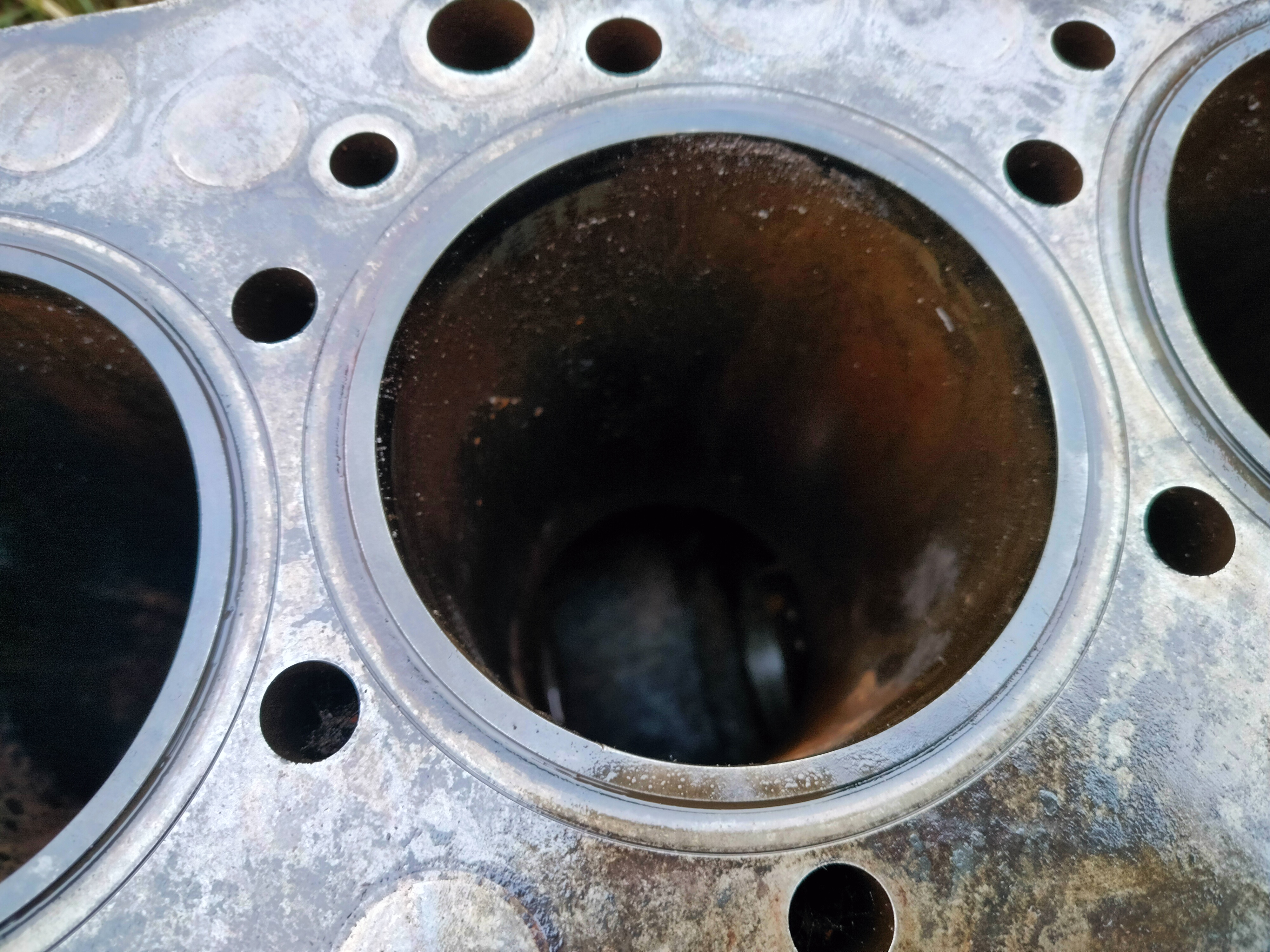 26248 Блок цилиндров DXI11 Renault Premium 7422073580