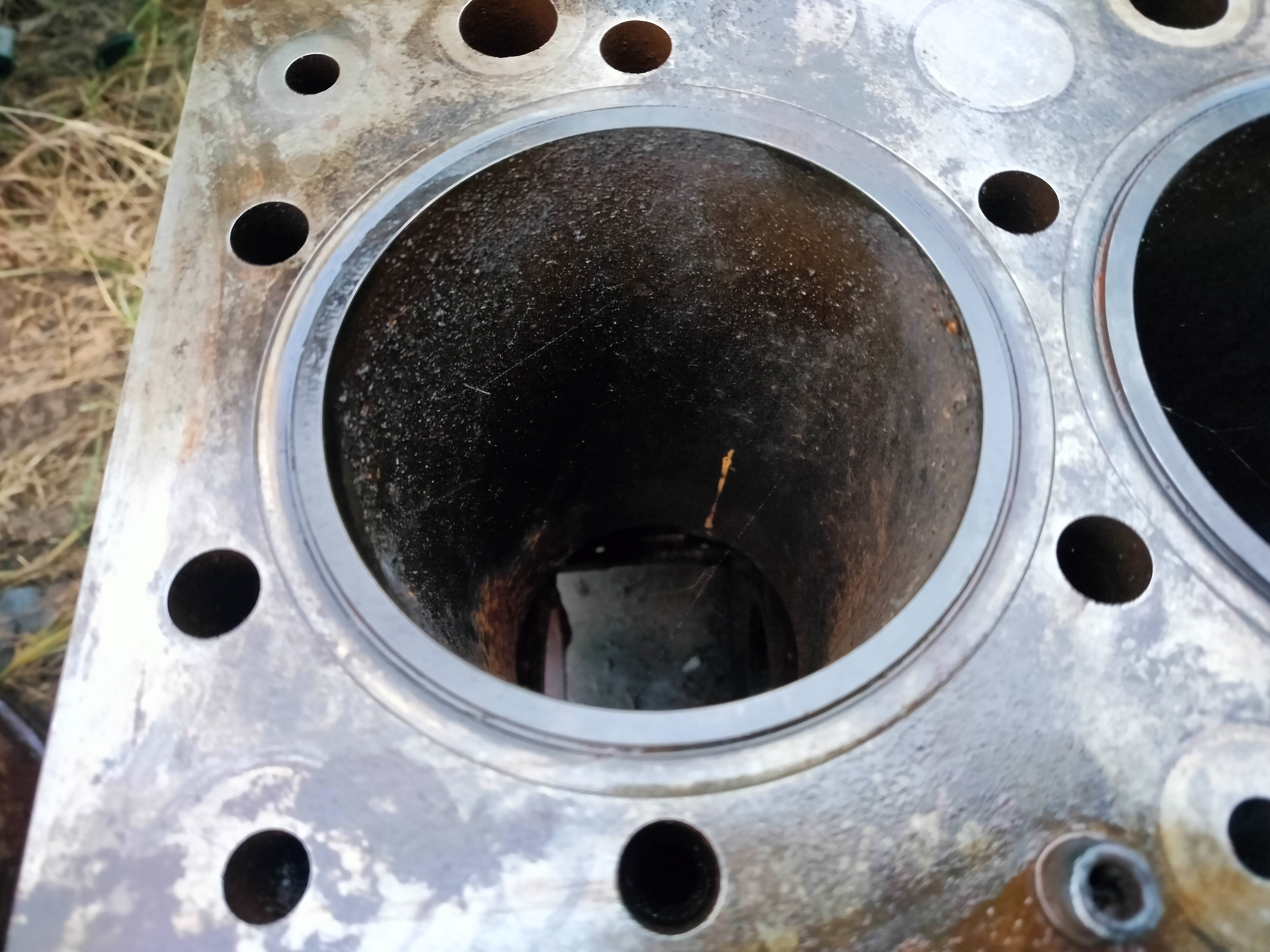 26248 Блок цилиндров DXI11 Renault Premium 7422073580