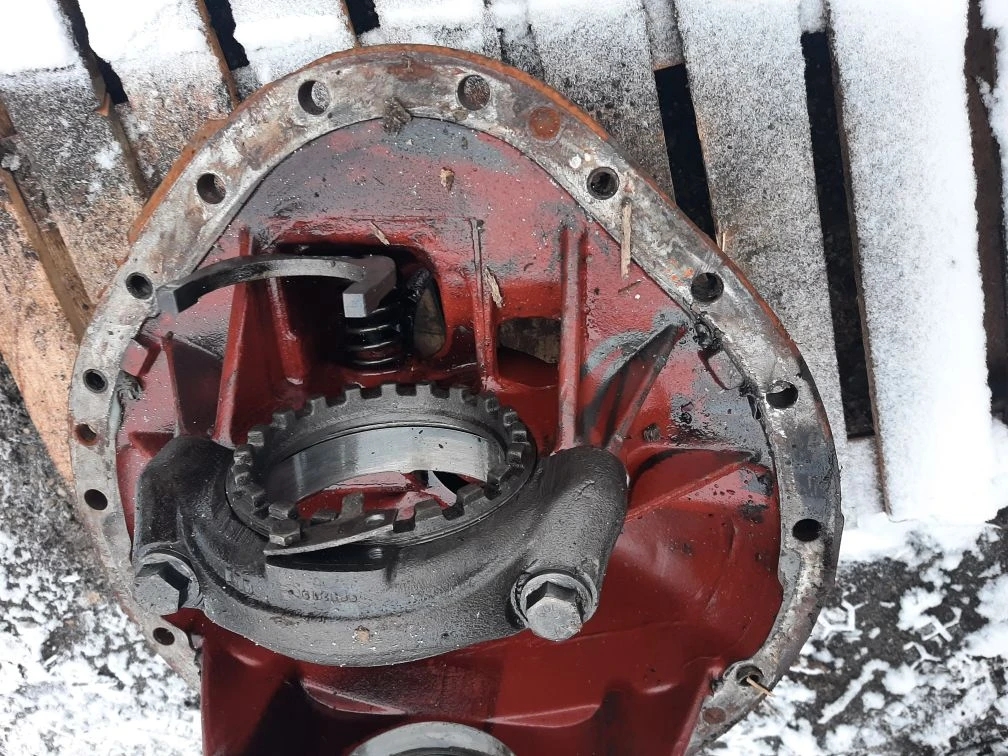 1397118 корпус редуктора 1347 DAF 95 XF