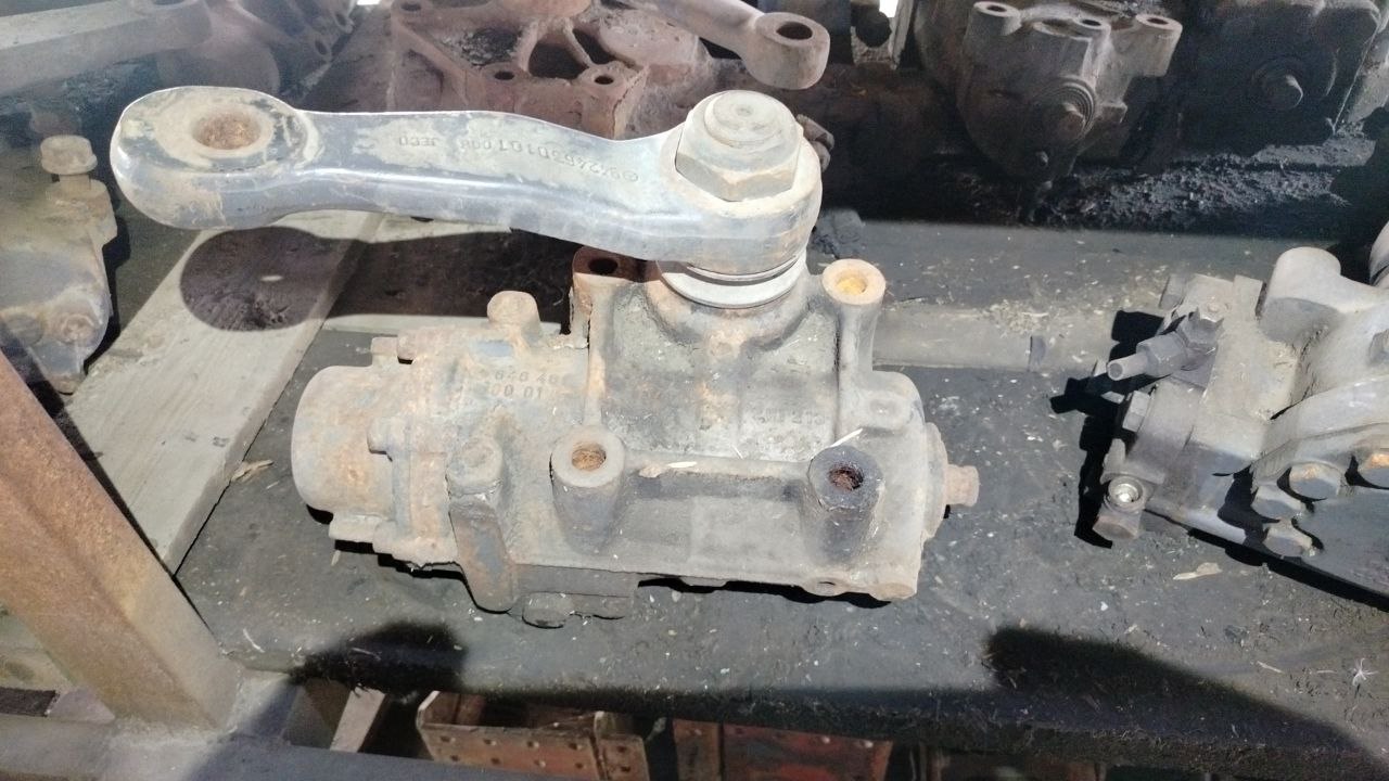 Рулевой редуктор (ГУР) Mercedes-Benz Actros LS8