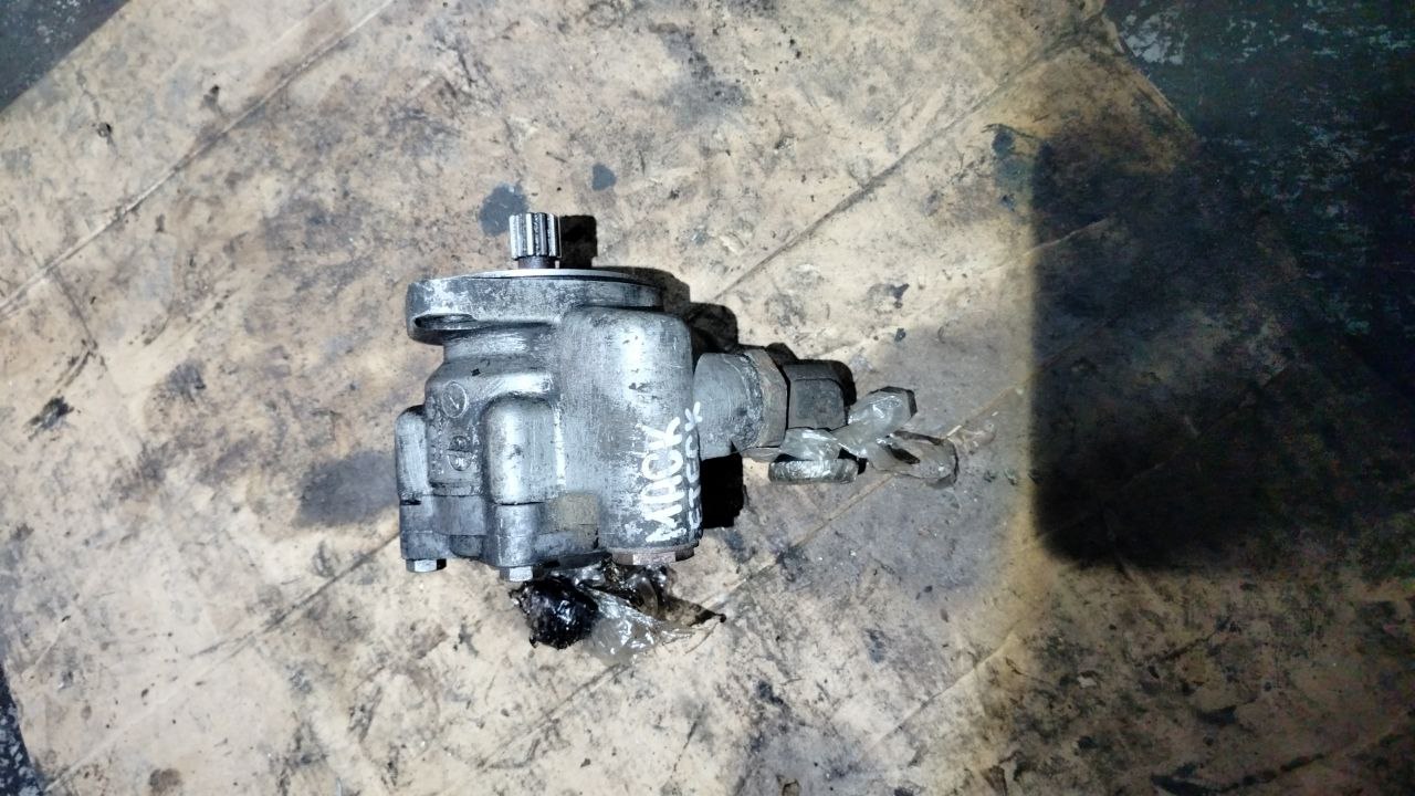 Насос ГУРа RANAULT MAGNUM MACK E-Tech