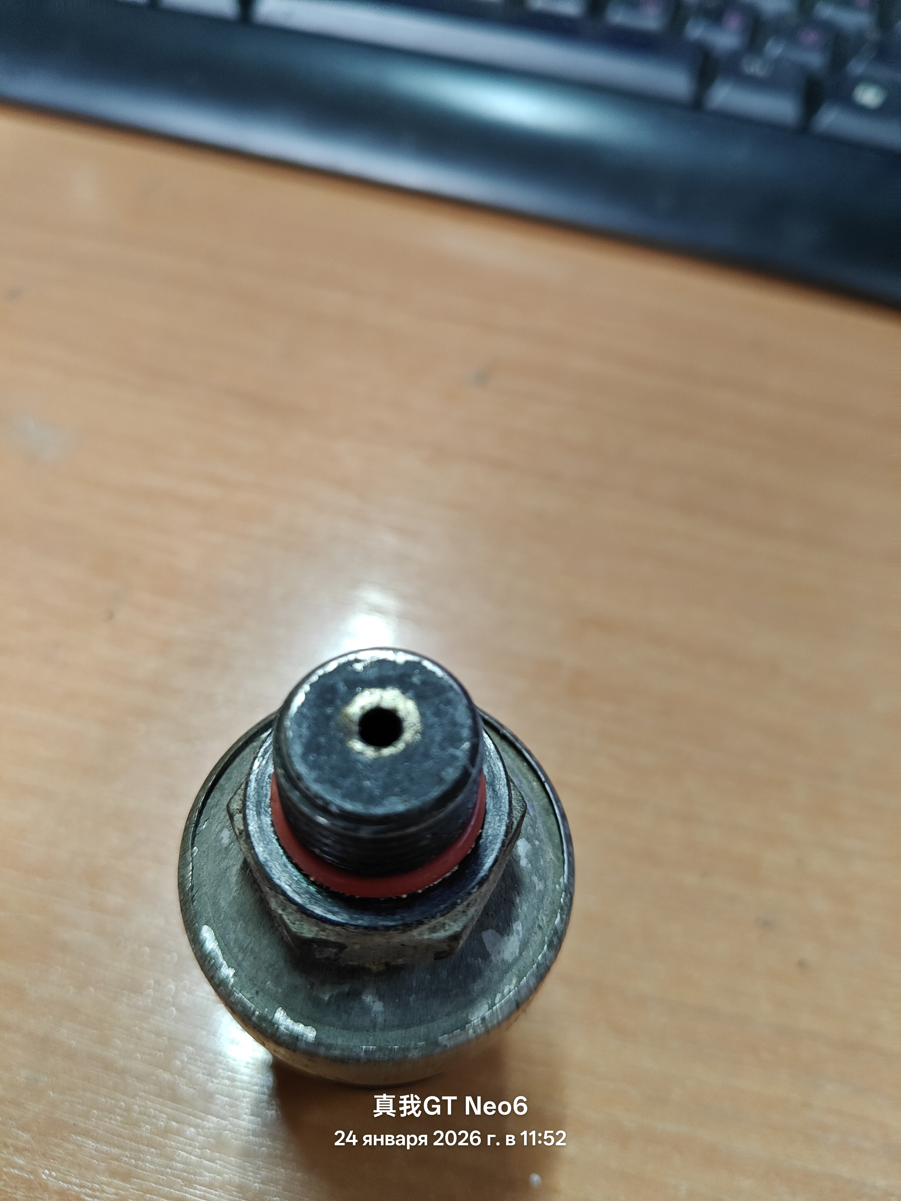 Датчик давления воздуха 2 pin Рено Премиум рено магнум рено мидлум 14929736937 40210901 5010311958 7403987499