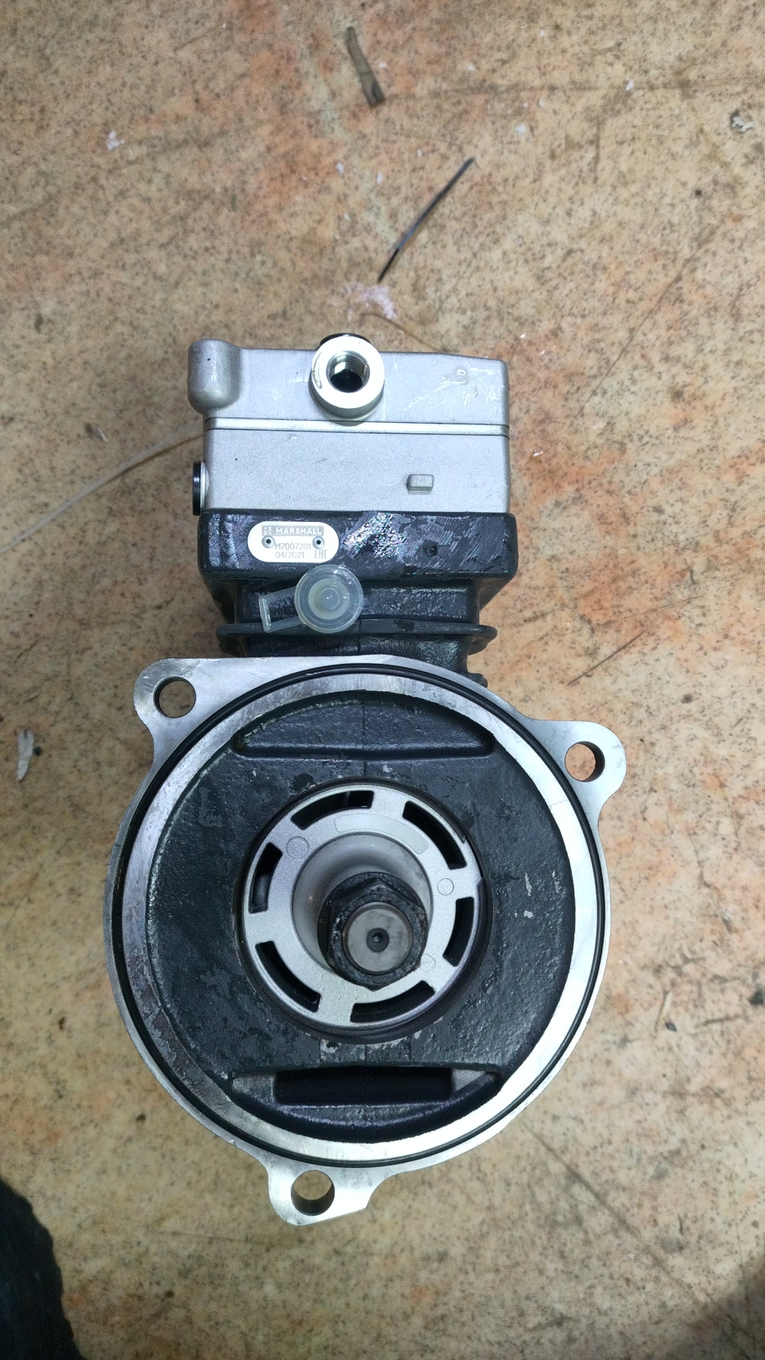 Компрессор воздушный VOLVO 636 мм DXI13 M7007201 9125120290 22016995