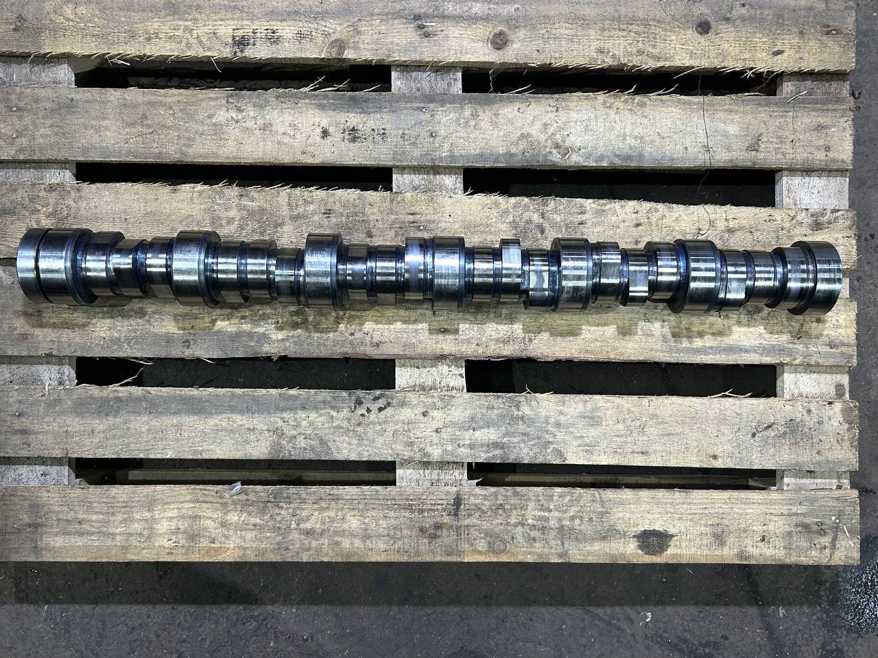 Распредвал DAF 105 MX300 1487747