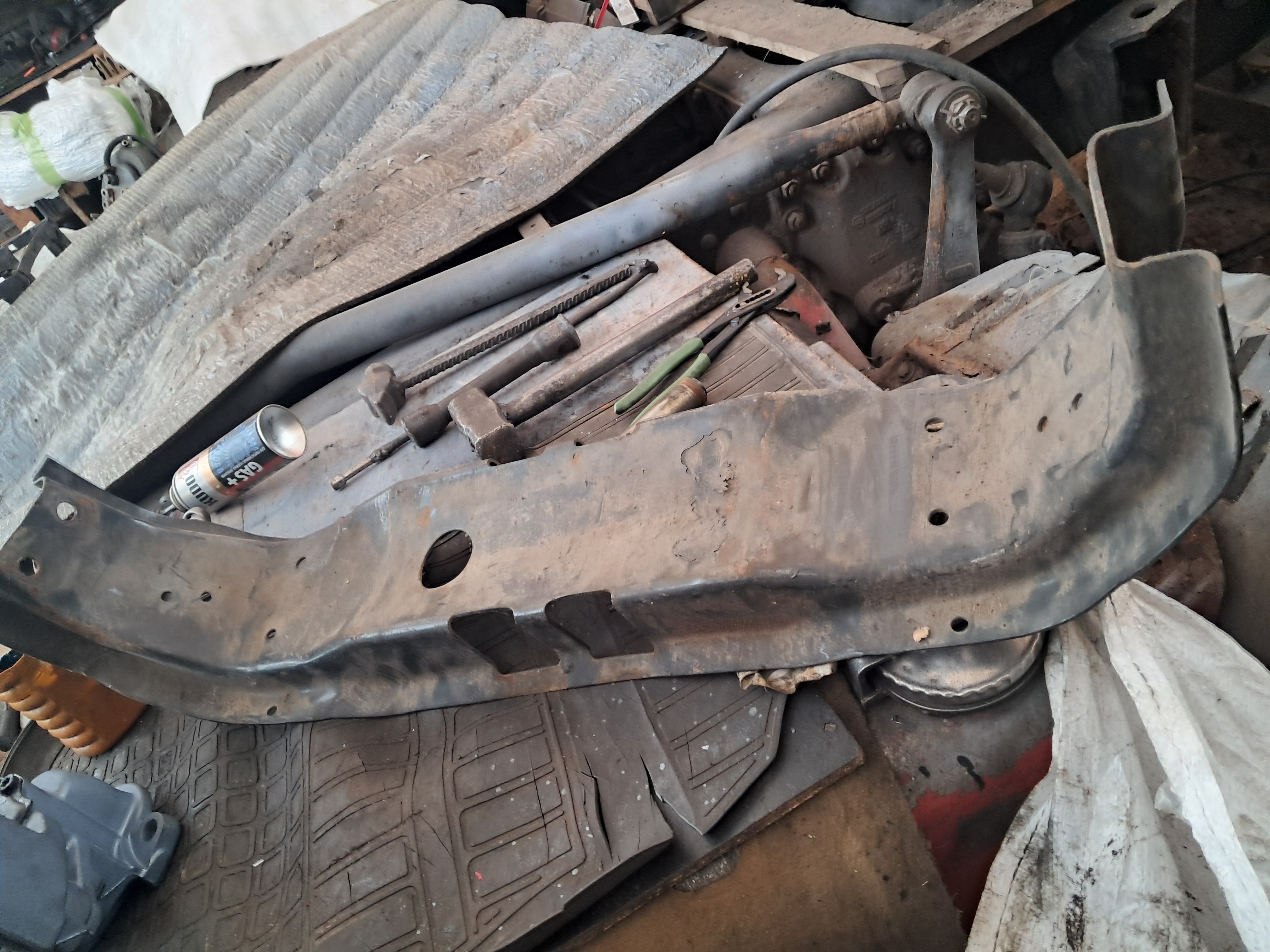 Кронштейн ресивера скания