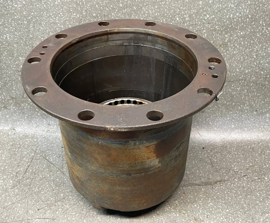 Бортовой редуктор 3,65 Скания Продаю колесный редуктор от автомобиля Скиния комплектом в комплект входят позиции: 2334485 Крышка ступицы	3.65:1 2458217	Сателлит 3.65:1 2436784	 Ось сателлита планет. передачи		 2060677	 Игольчатый подшипник		 2311081	Упорная шайба		 2309117	Масляный коллектор		 2007516	Опора подшипника		 2309104	Стопорное кольцо 2184169	Стопорное кольцо 2291587	Крышка		 1503399	Уплотнительное кольцо 2201027	Стопорное кольцо		 2458216	Солнечная шестерня