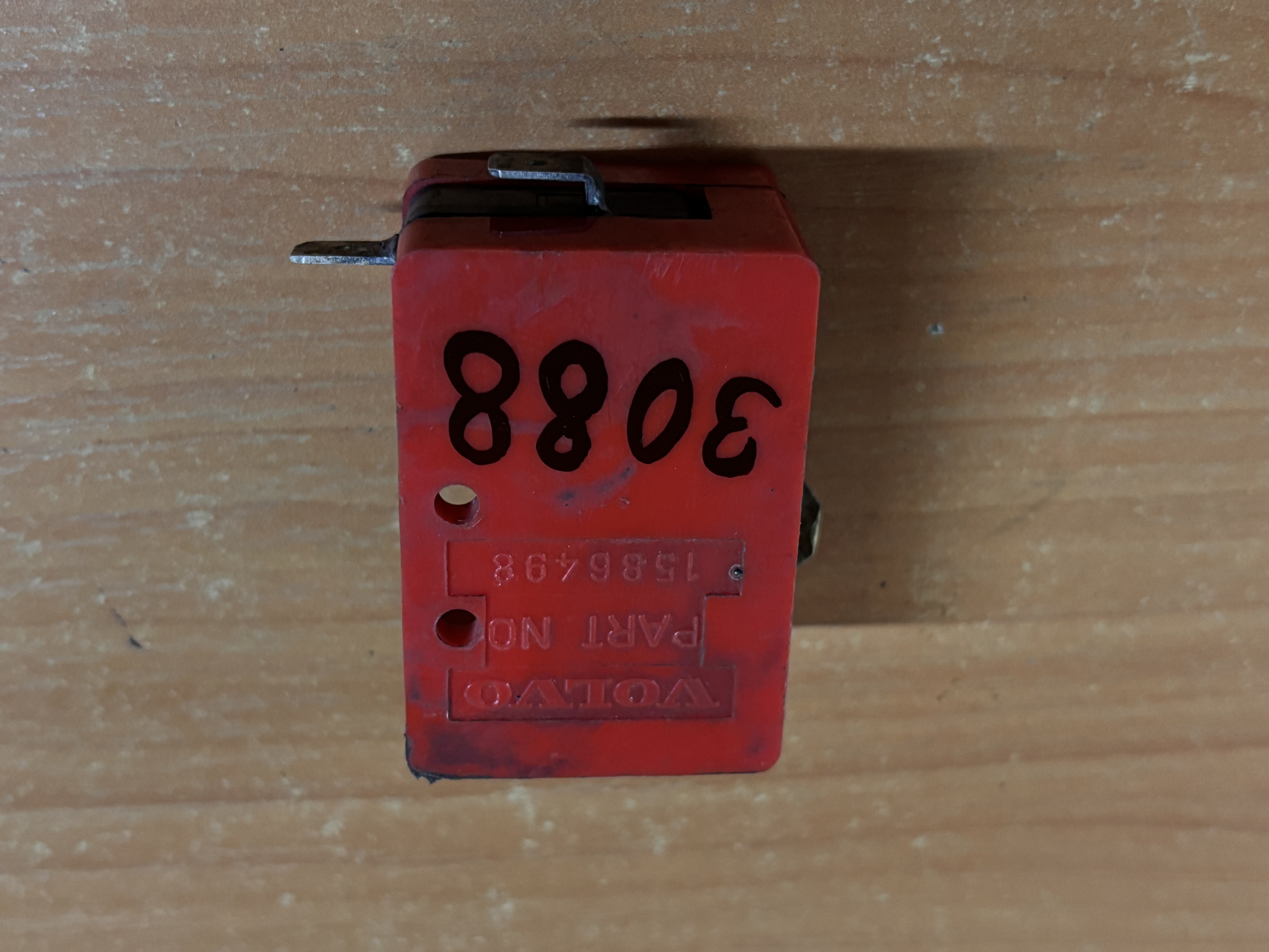 Датчик Volvo 1586498 Top still